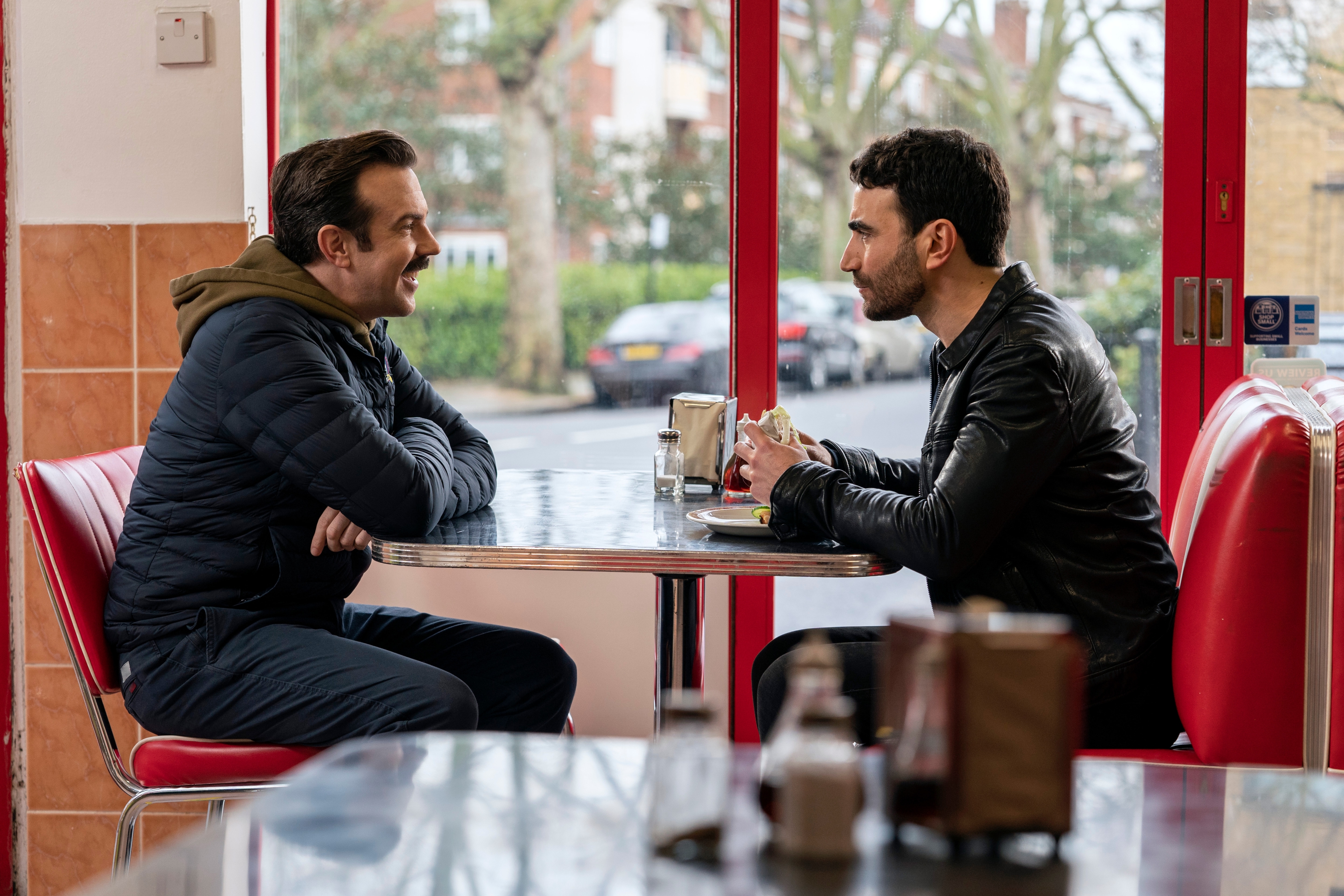Jason Sudeikis and Brett Goldstein in Ted Lasso diner scene HD Wallpaper