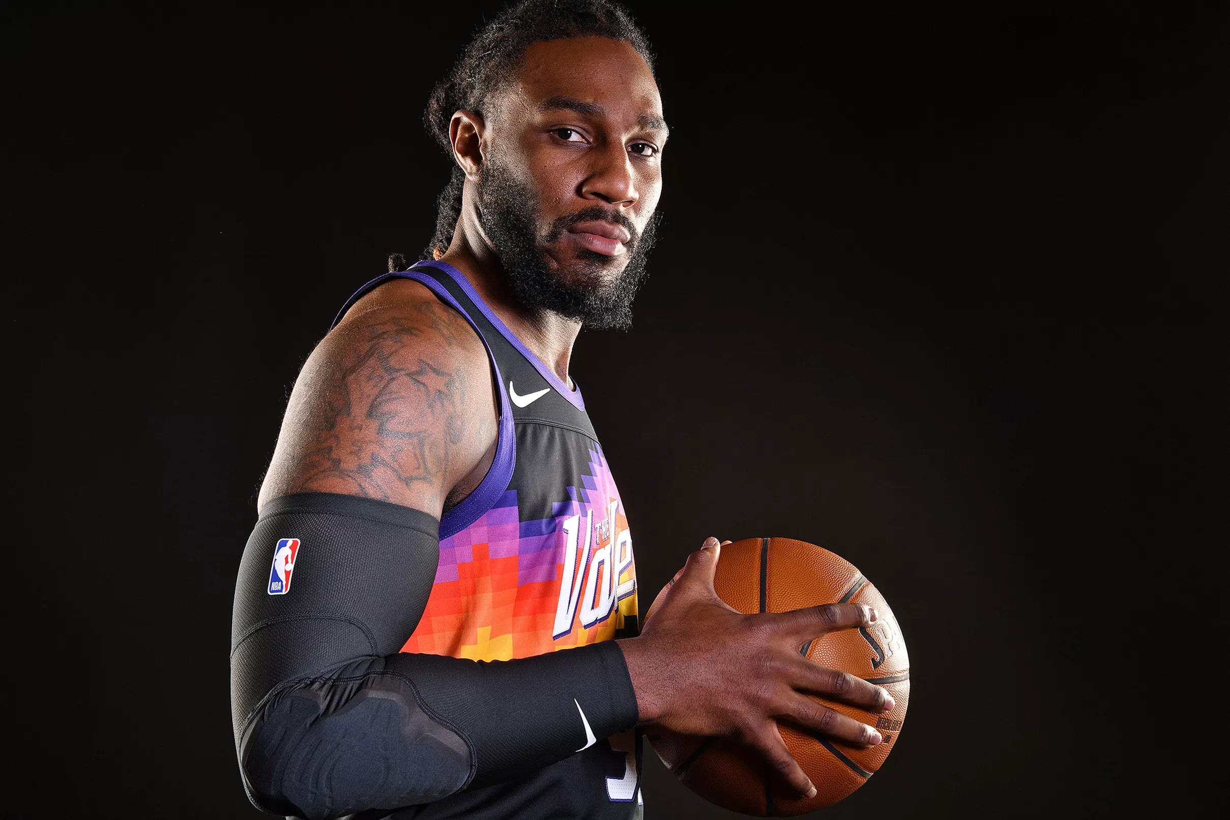 Jae Crowder in Phoenix Suns 'The Valley' jersey HD Wallpaper