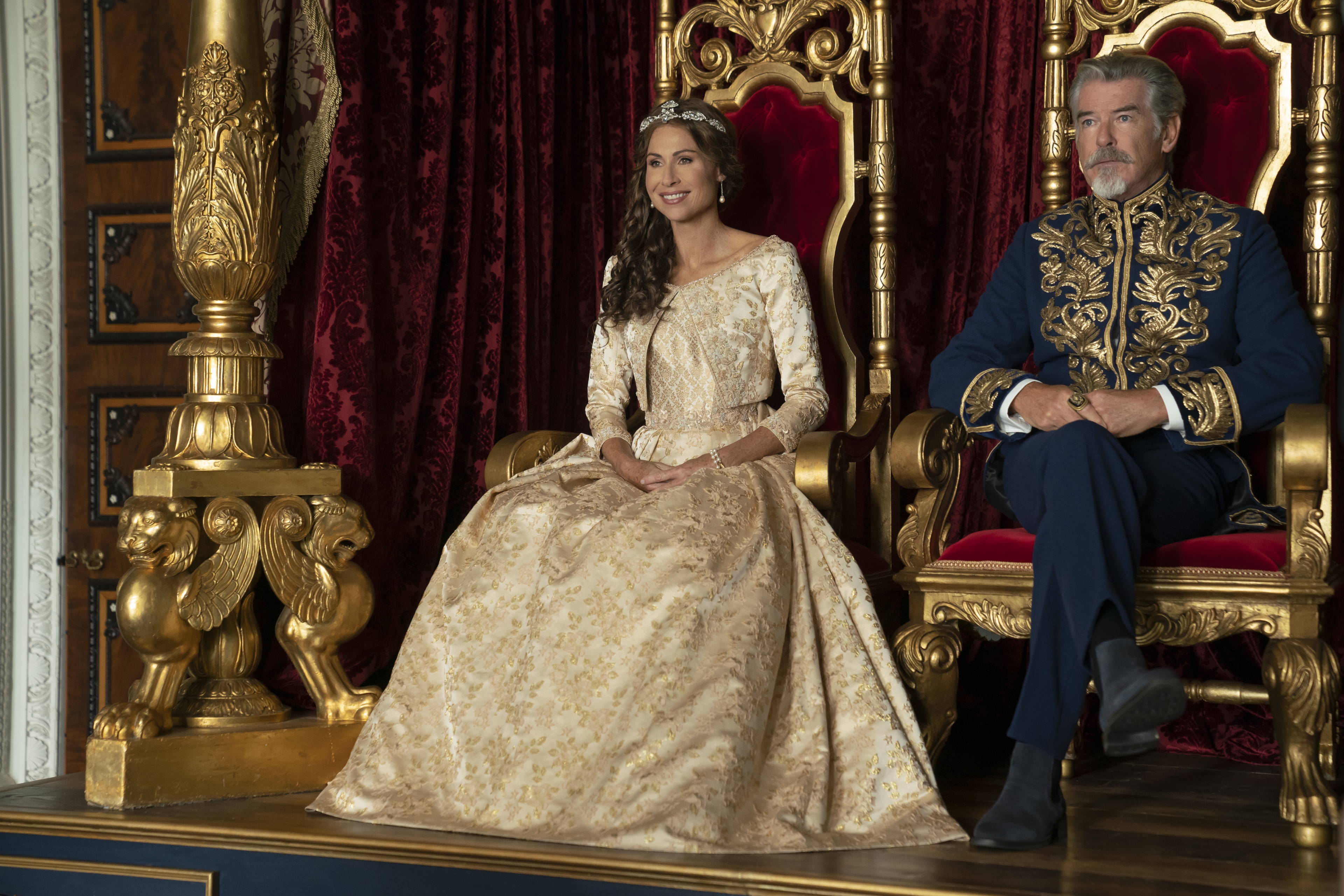 Cinderella (2021) Pierce Brosnan and Minnie Driver HD Wallpaper
