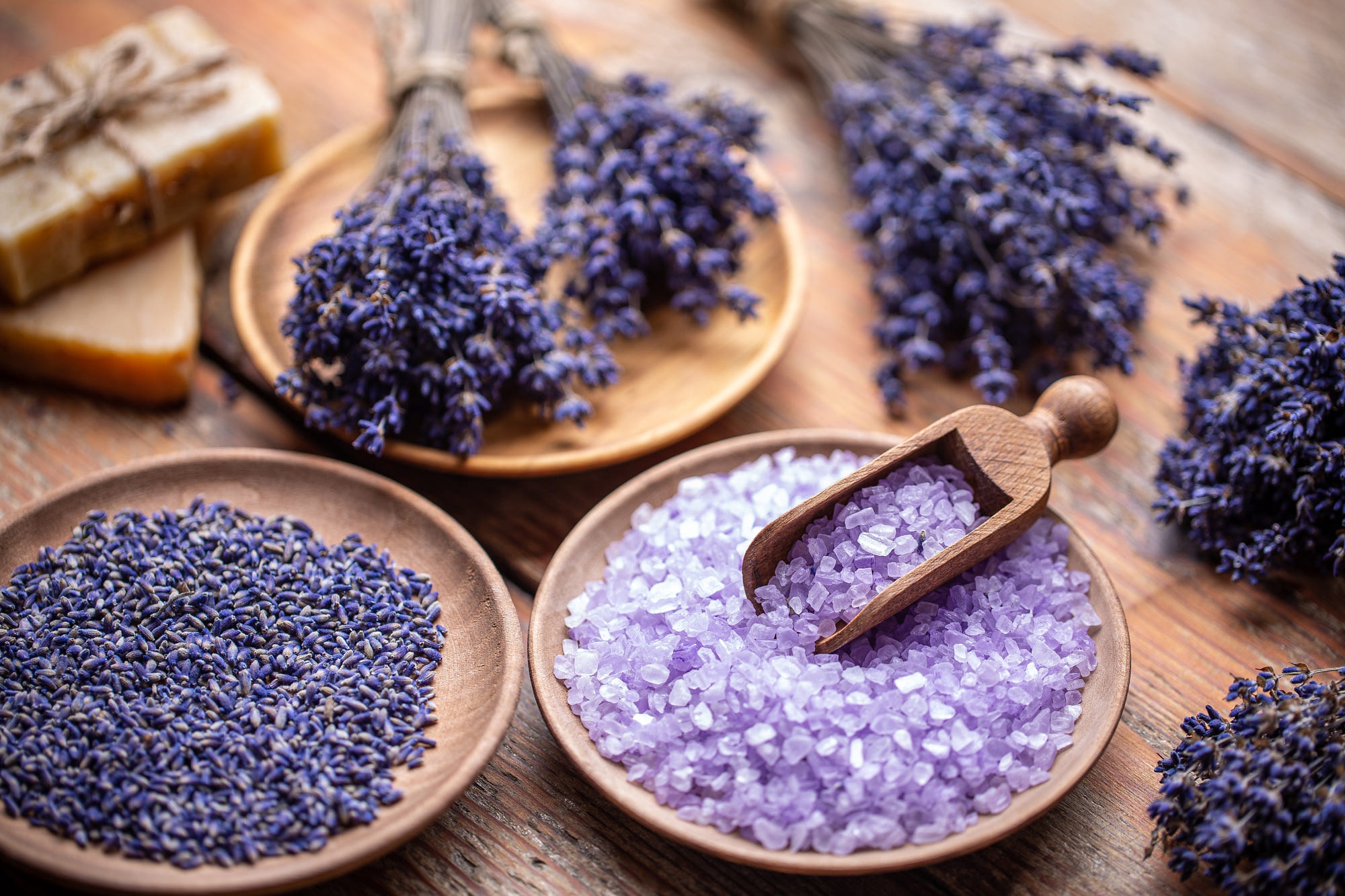 Lavender bath salt, dried flowers and spa soap. HD Wallpaper