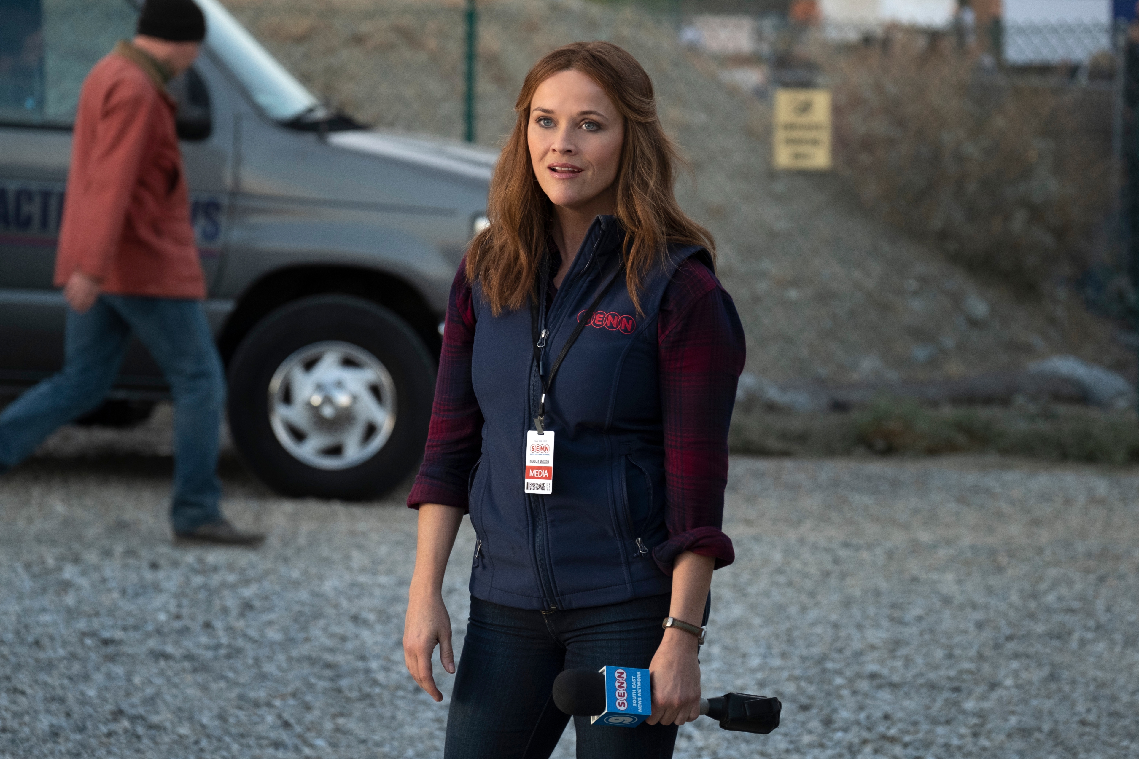 Reese Witherspoon as a CNN reporter in The Morning Show HD Wallpaper