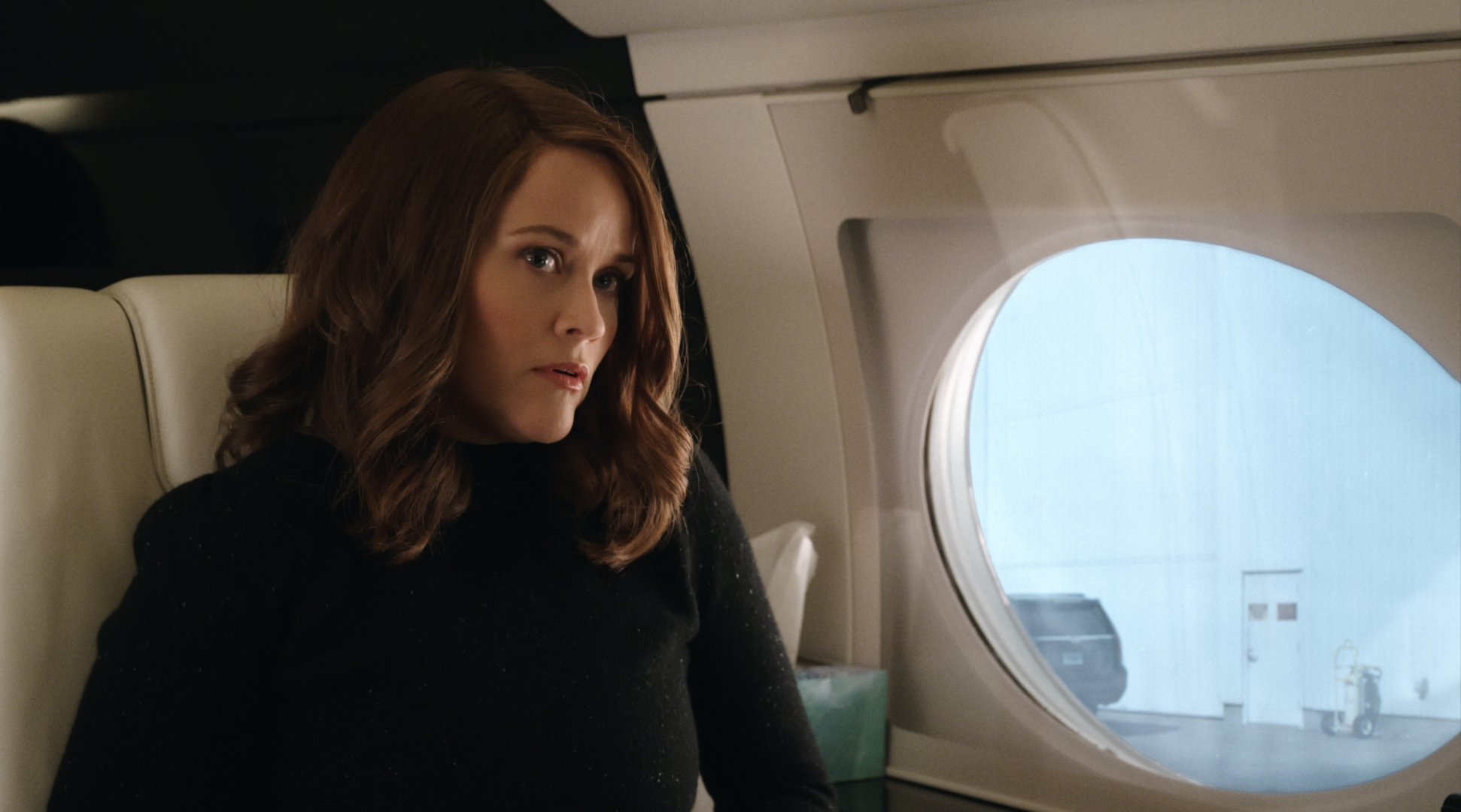 Reese Witherspoon in The Morning Show private jet HD Wallpaper