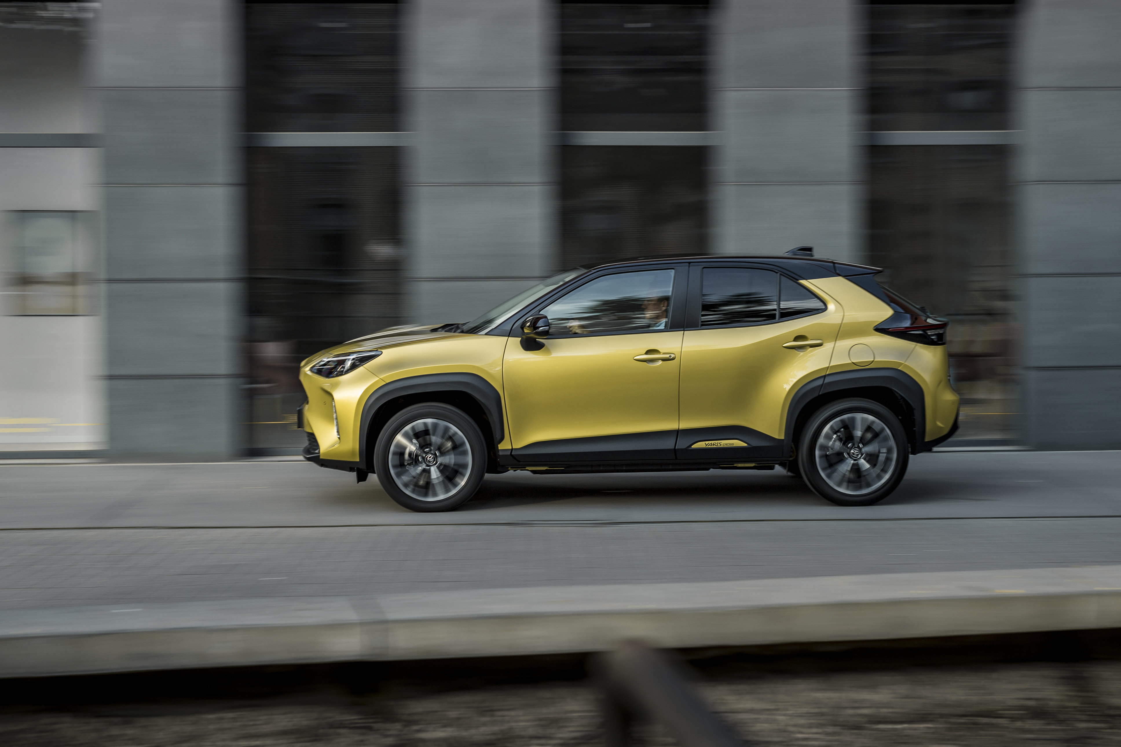 Toyota Yaris Cross Hybrid Elegant SUV in motion HD Wallpaper