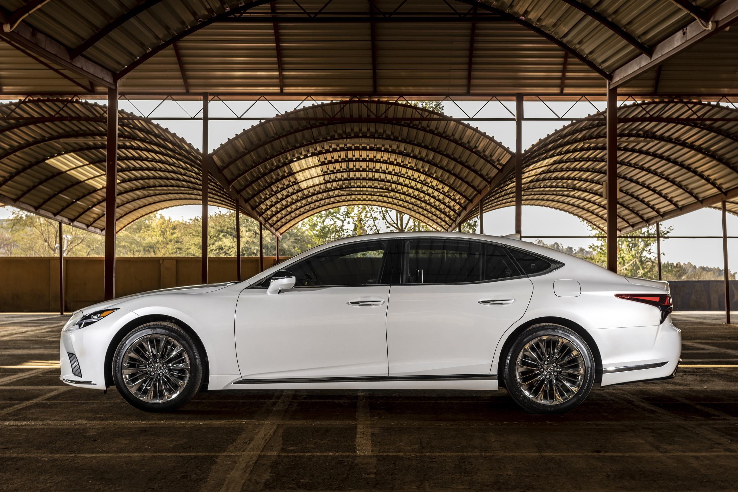Lexus LS 500 luxury car side view HD Wallpaper