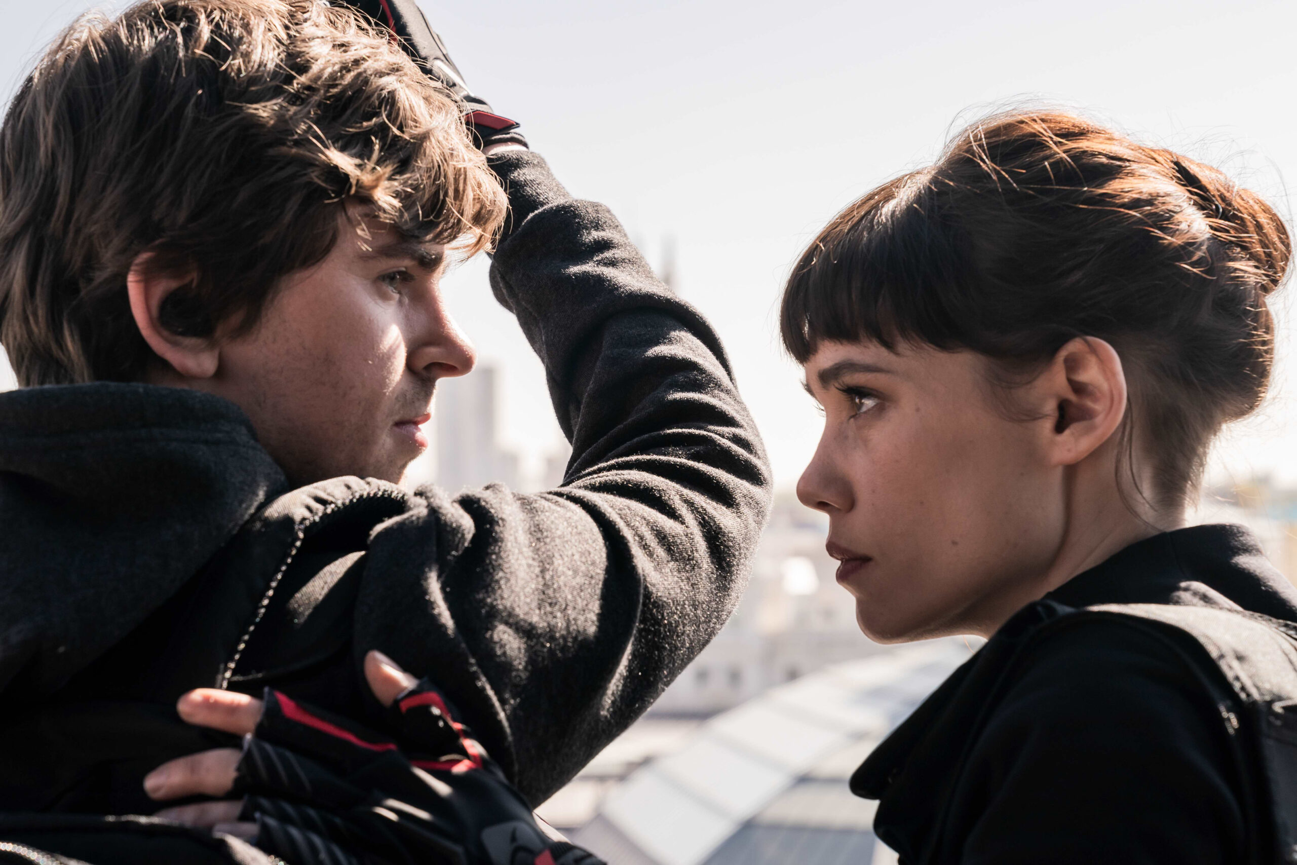 Freddie Highmore and Astrid Bergès-Frisbey in The Vault HD Wallpaper