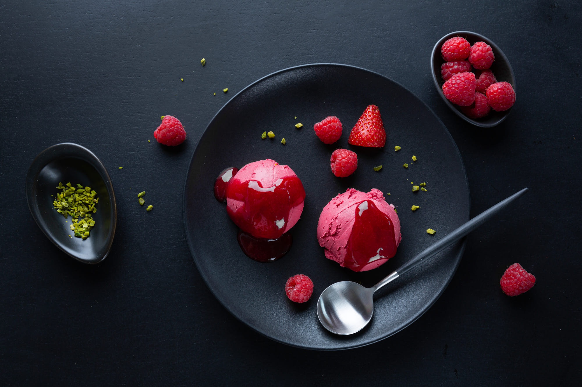 Raspberry Ice Cream Still Life HD Wallpaper