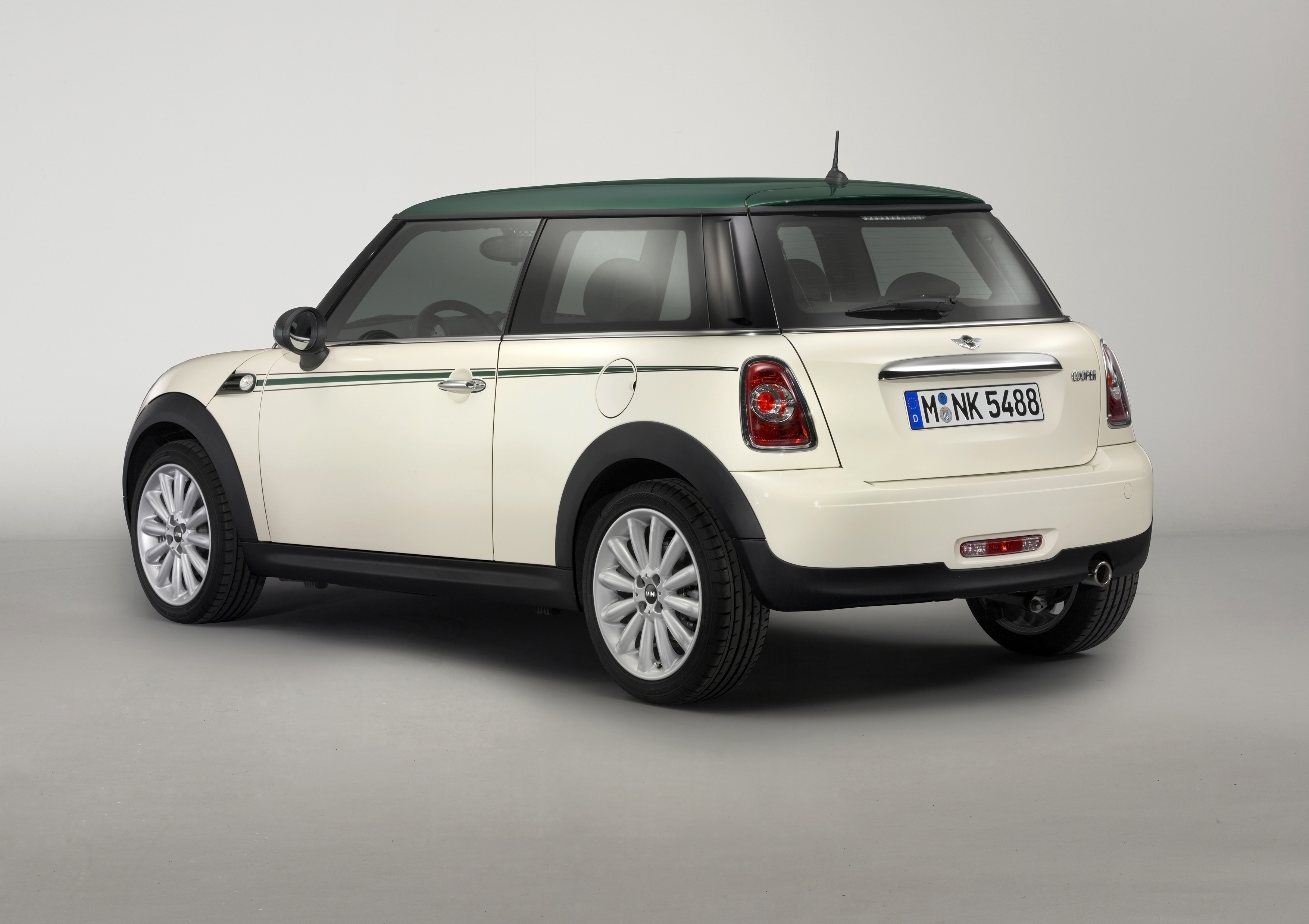 White Mini Cooper Green Park with green roof HD Wallpaper