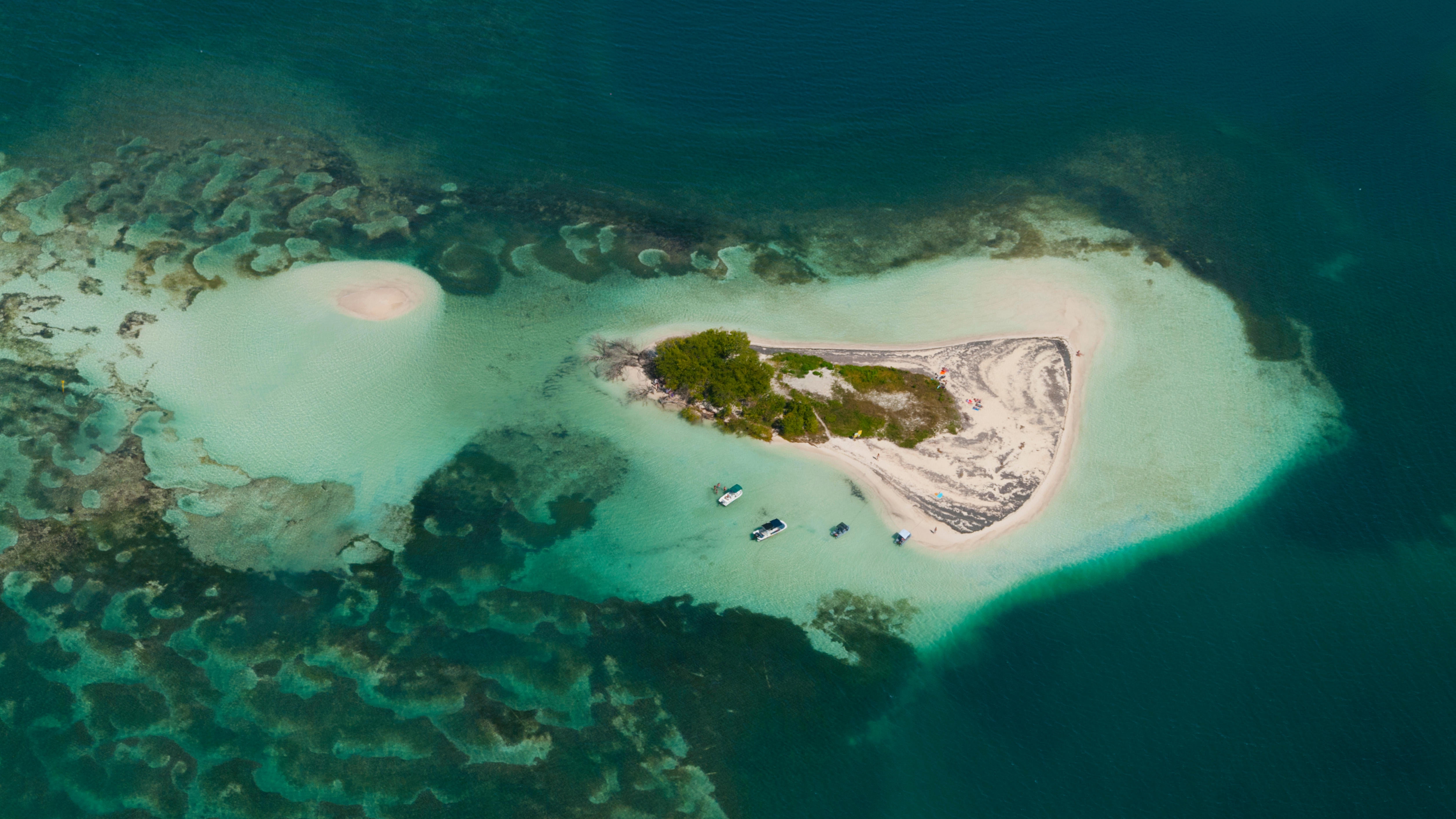 Aerial view of Ilet Blanc, Grand Cul-de-Sac Marin, Guadeloupe HD Wallpaper