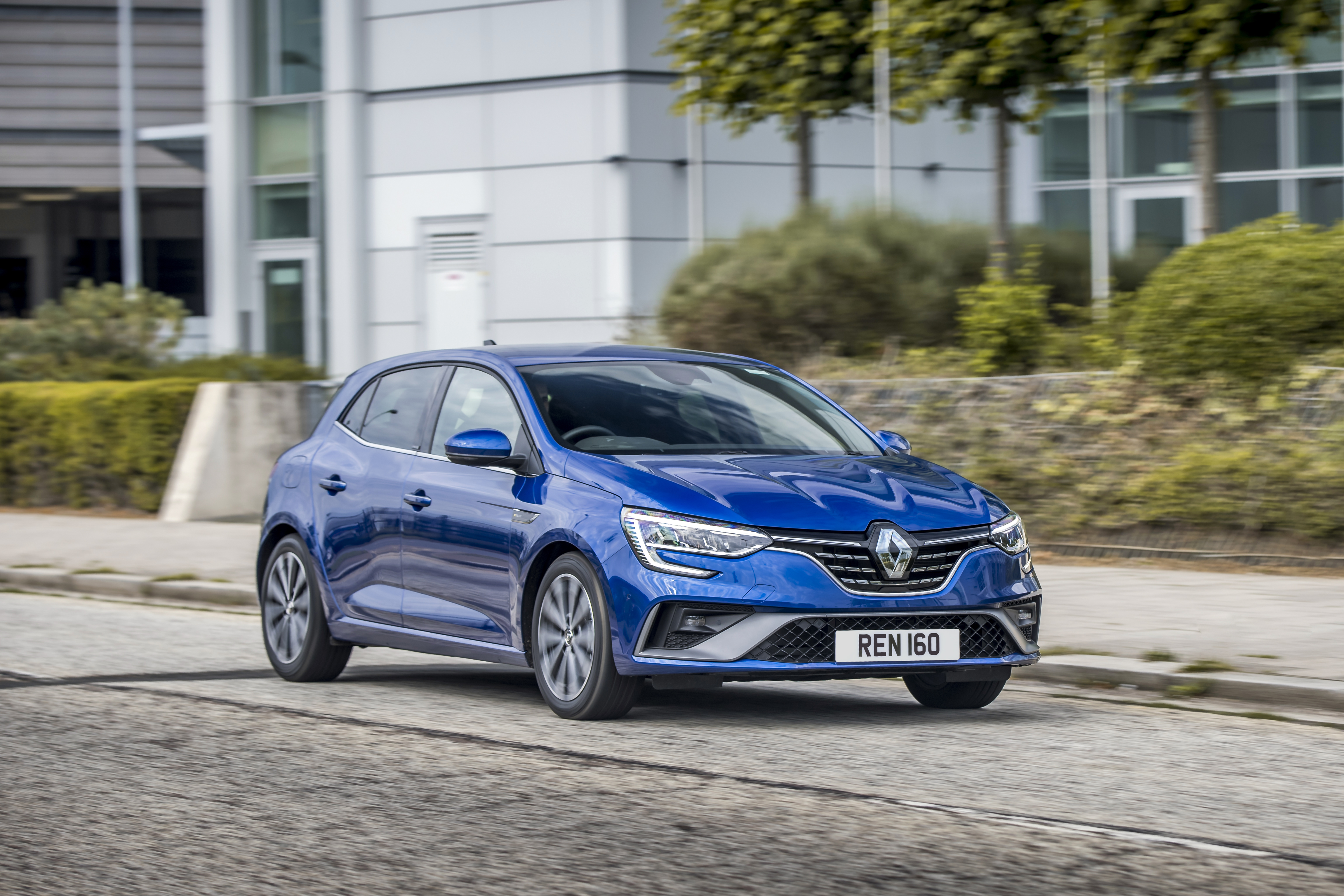 Blue Renault Mégane E-TECH Plug-in Hybrid driving HD Wallpaper