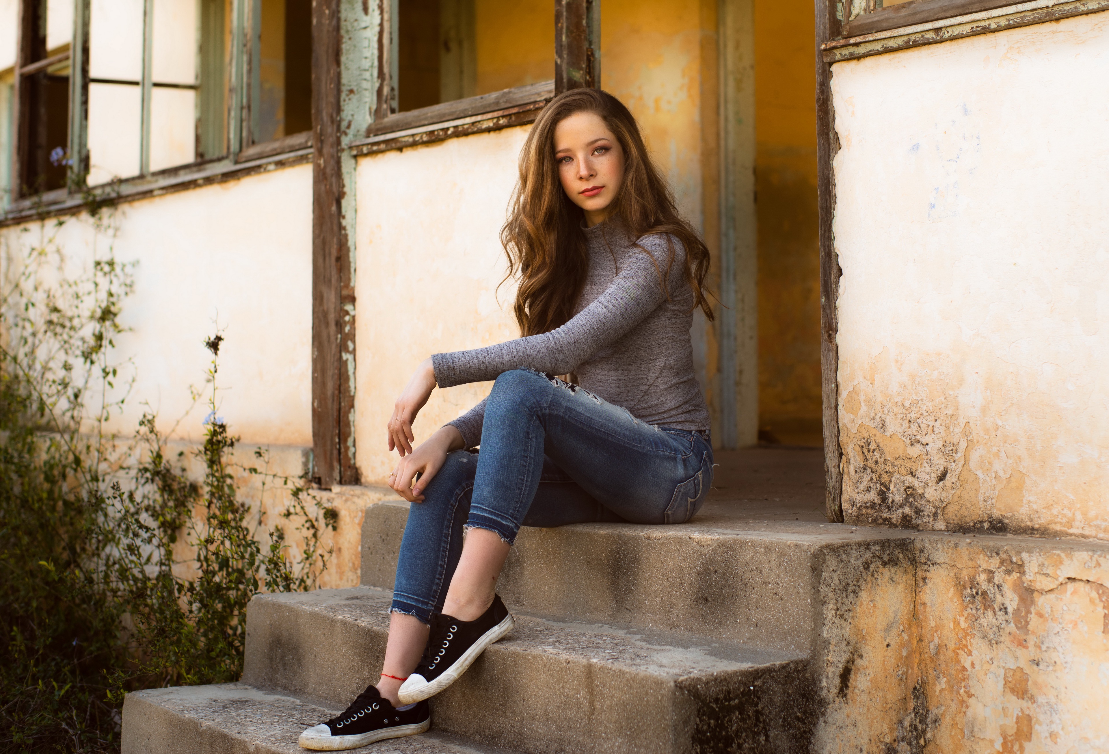 Brunette Model Sitting on Concrete Steps 4K HD Wallpaper
