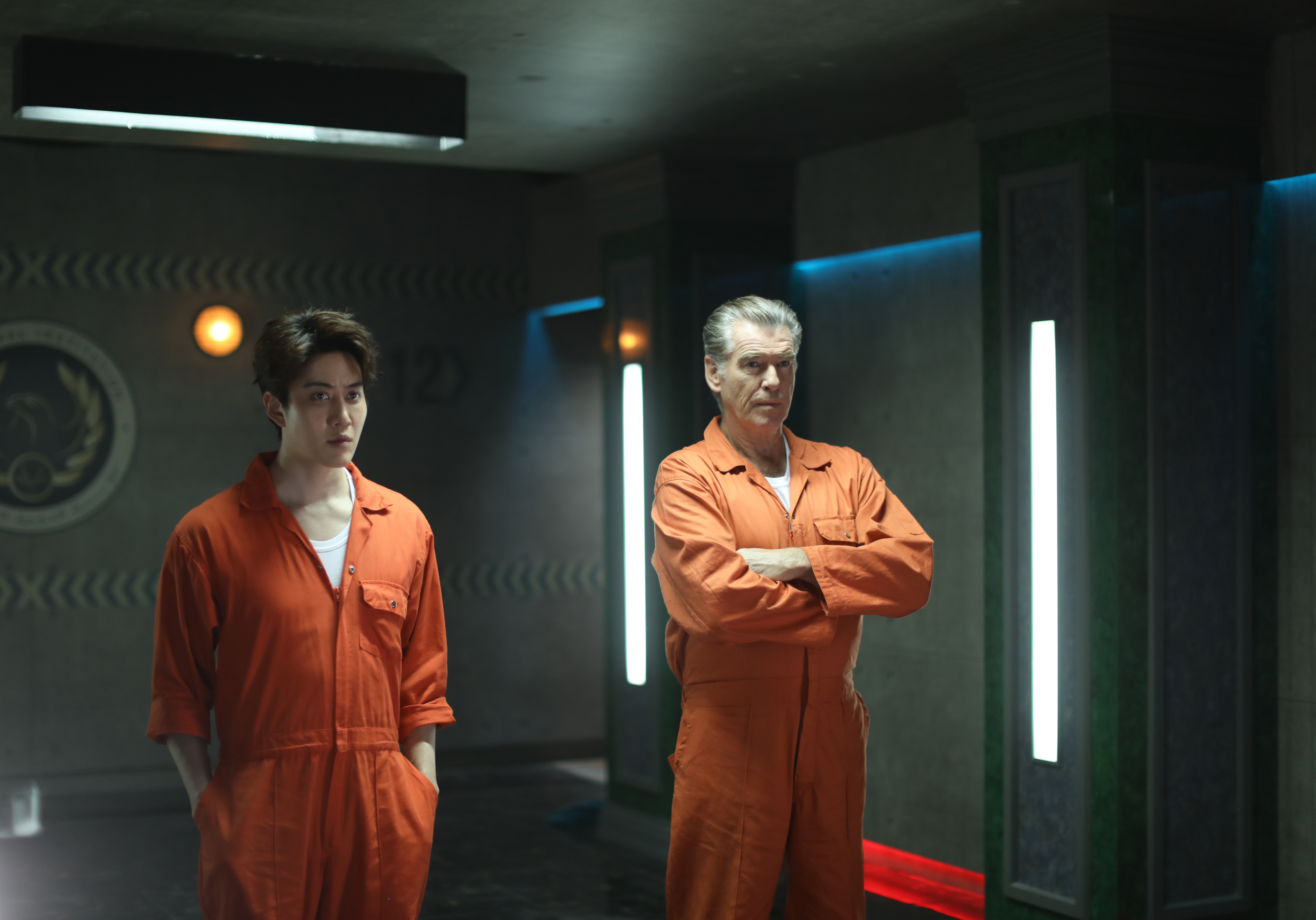 The Misfits 4K: Pierce Brosnan and Mike Angelo HD Wallpaper
