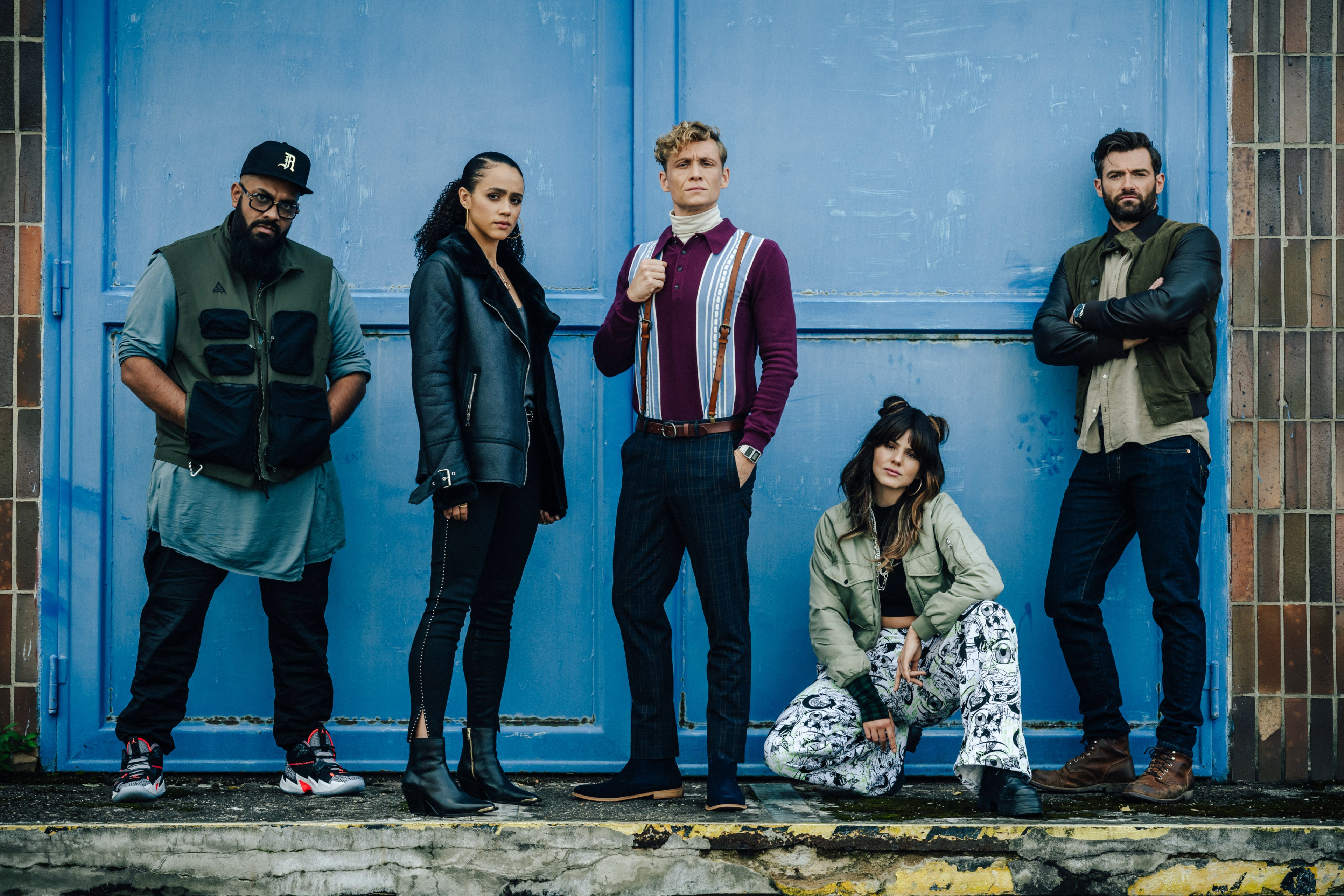 Army Of Thieves cast group shot 4K HD Wallpaper
