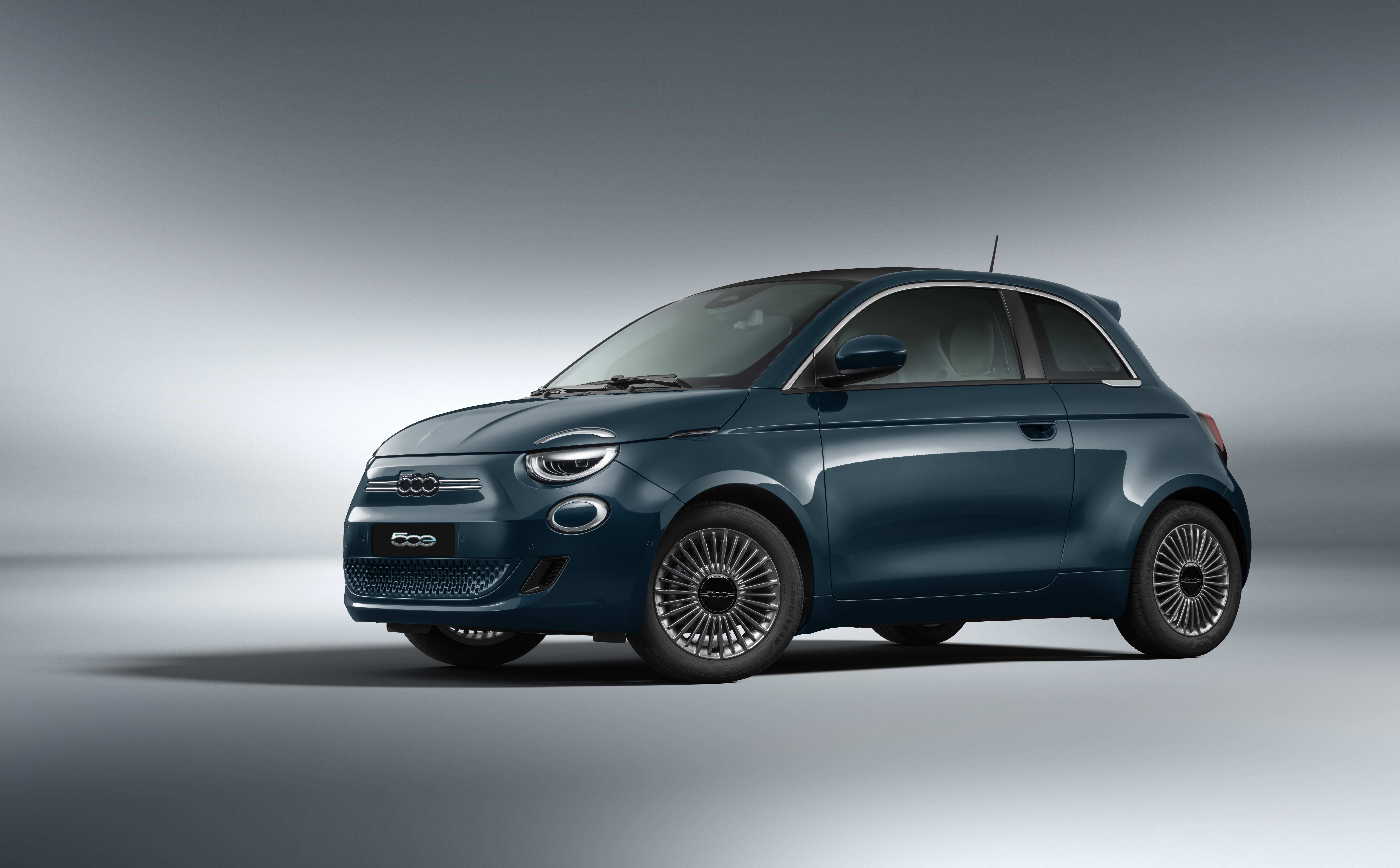 Blue Fiat 500 Electric Car HD Wallpaper
