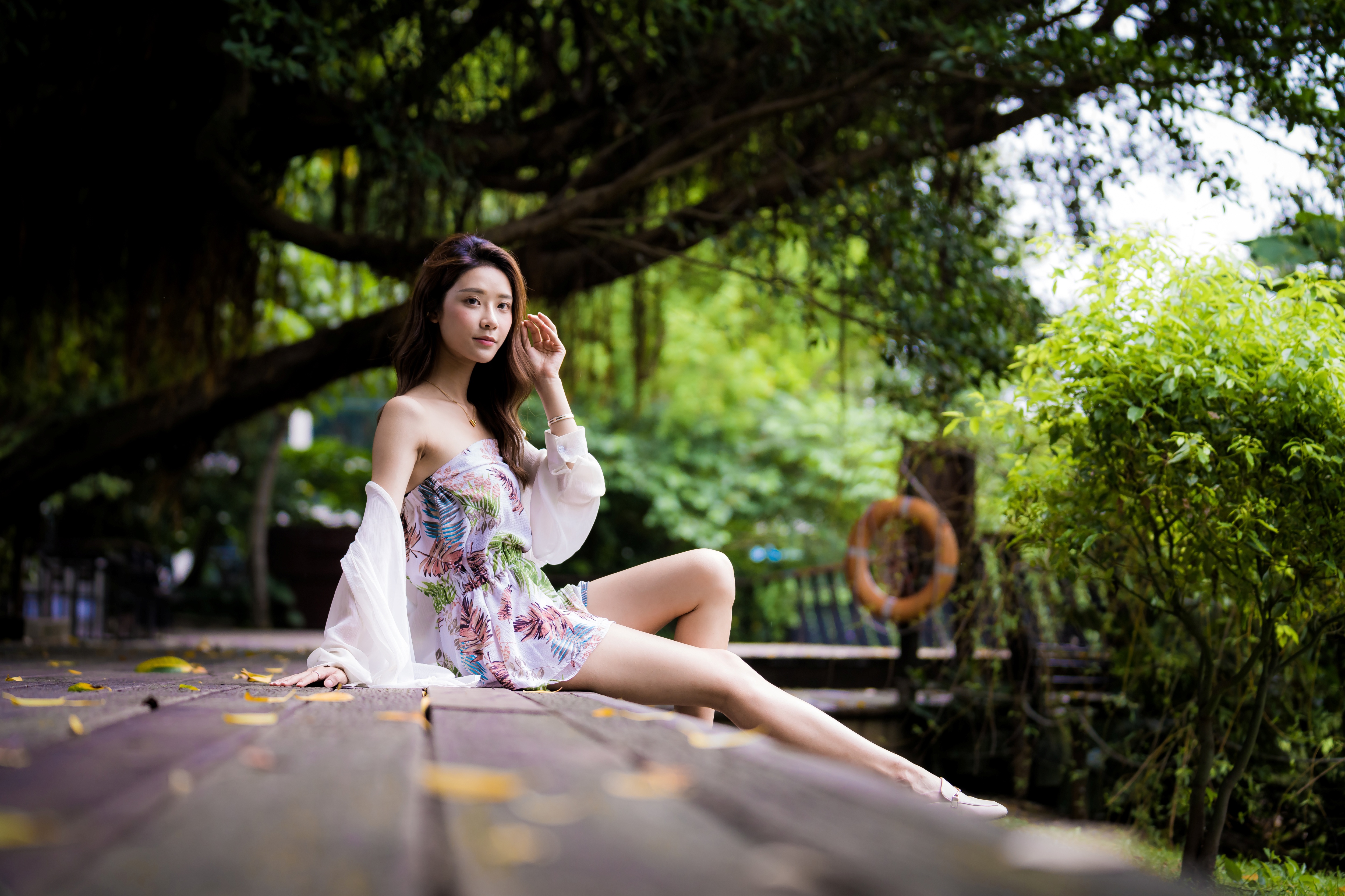 Asian Model with Depth of Field in 4K HD Wallpaper
