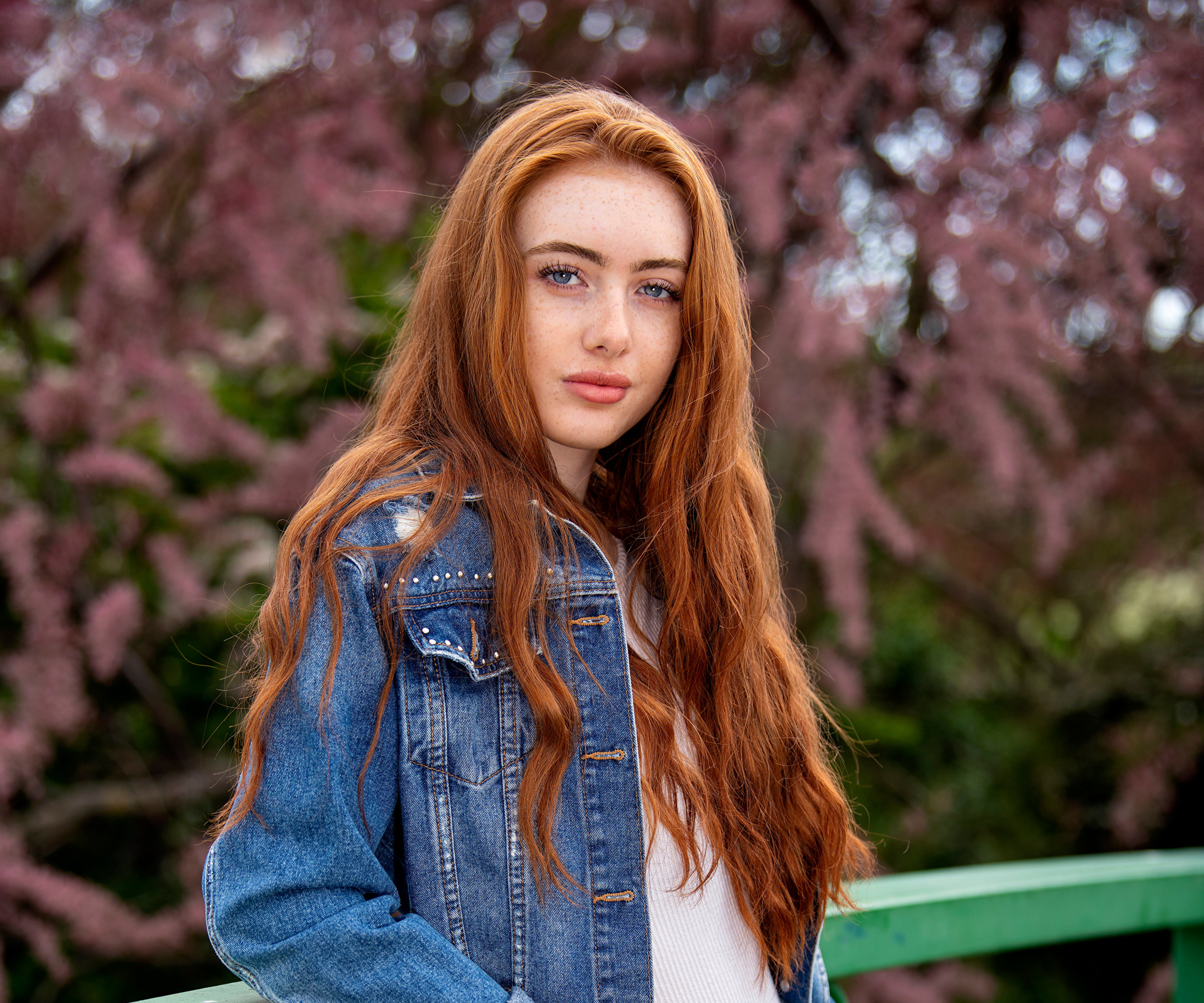 Redhead model with long hair and blue eyes HD Wallpaper