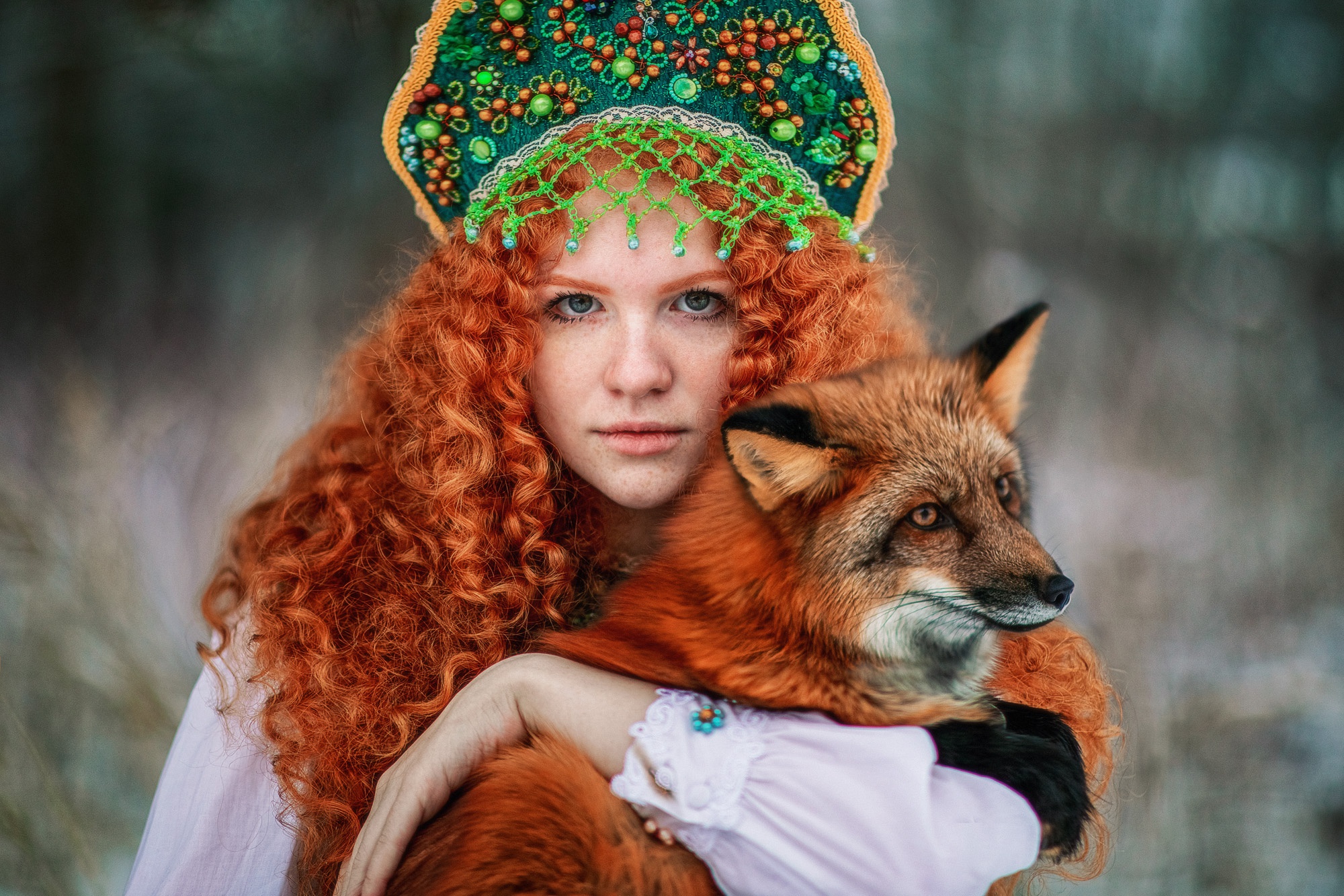 Redhead woman in traditional headdress with fox HD Wallpaper
