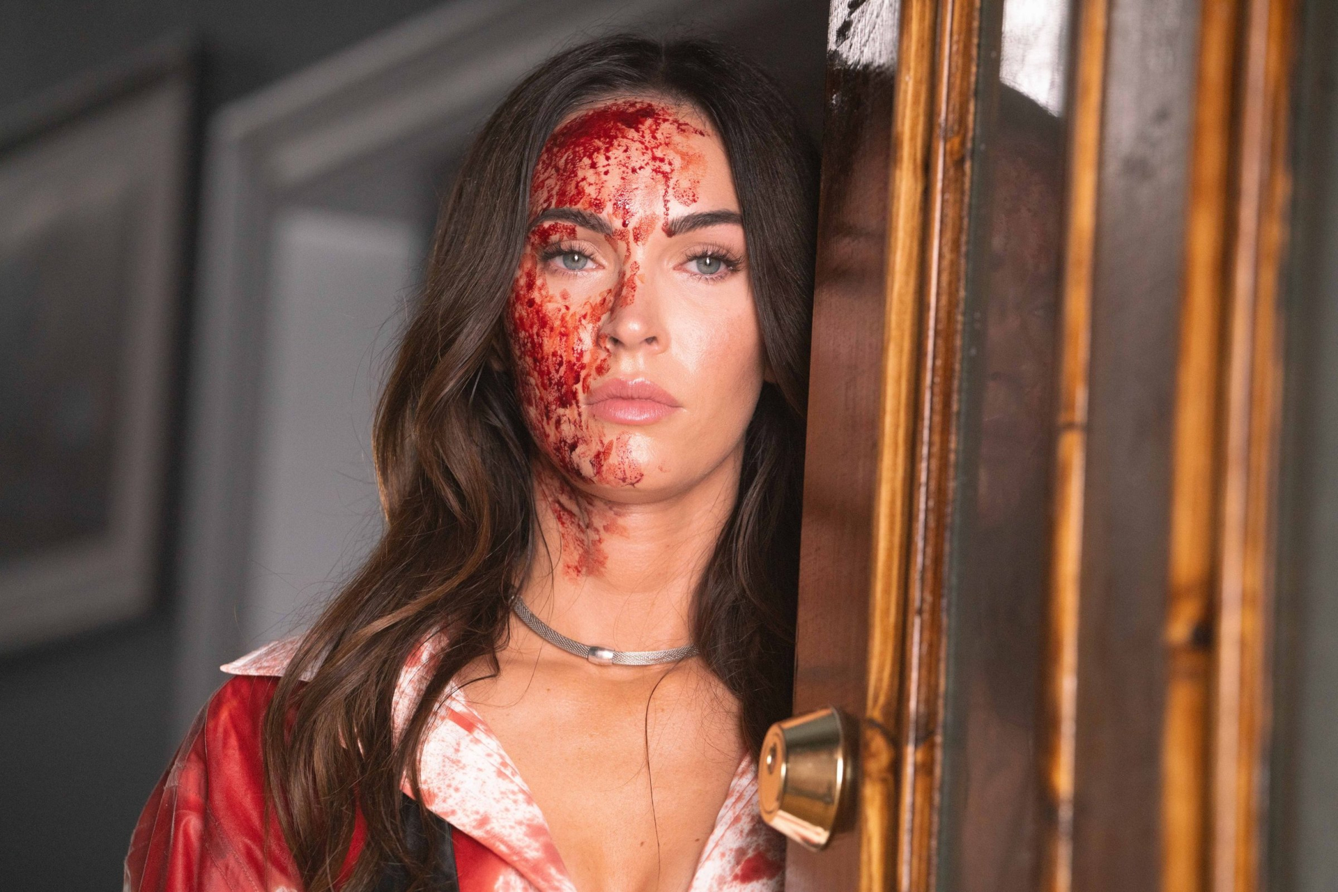 Megan Fox bloody and intense in Till Death HD Wallpaper