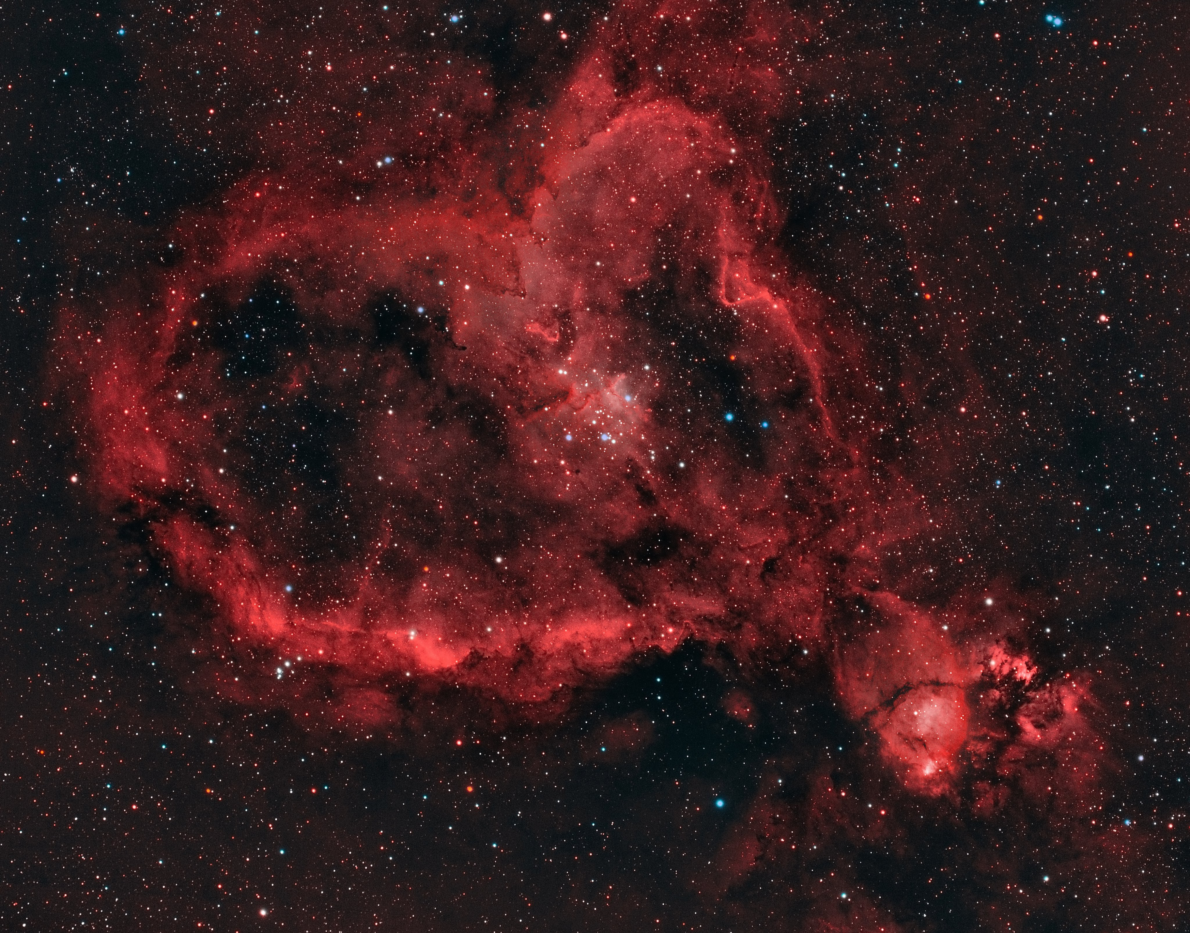 Stunning Heart Nebula (IC 1805) in deep space HD Wallpaper