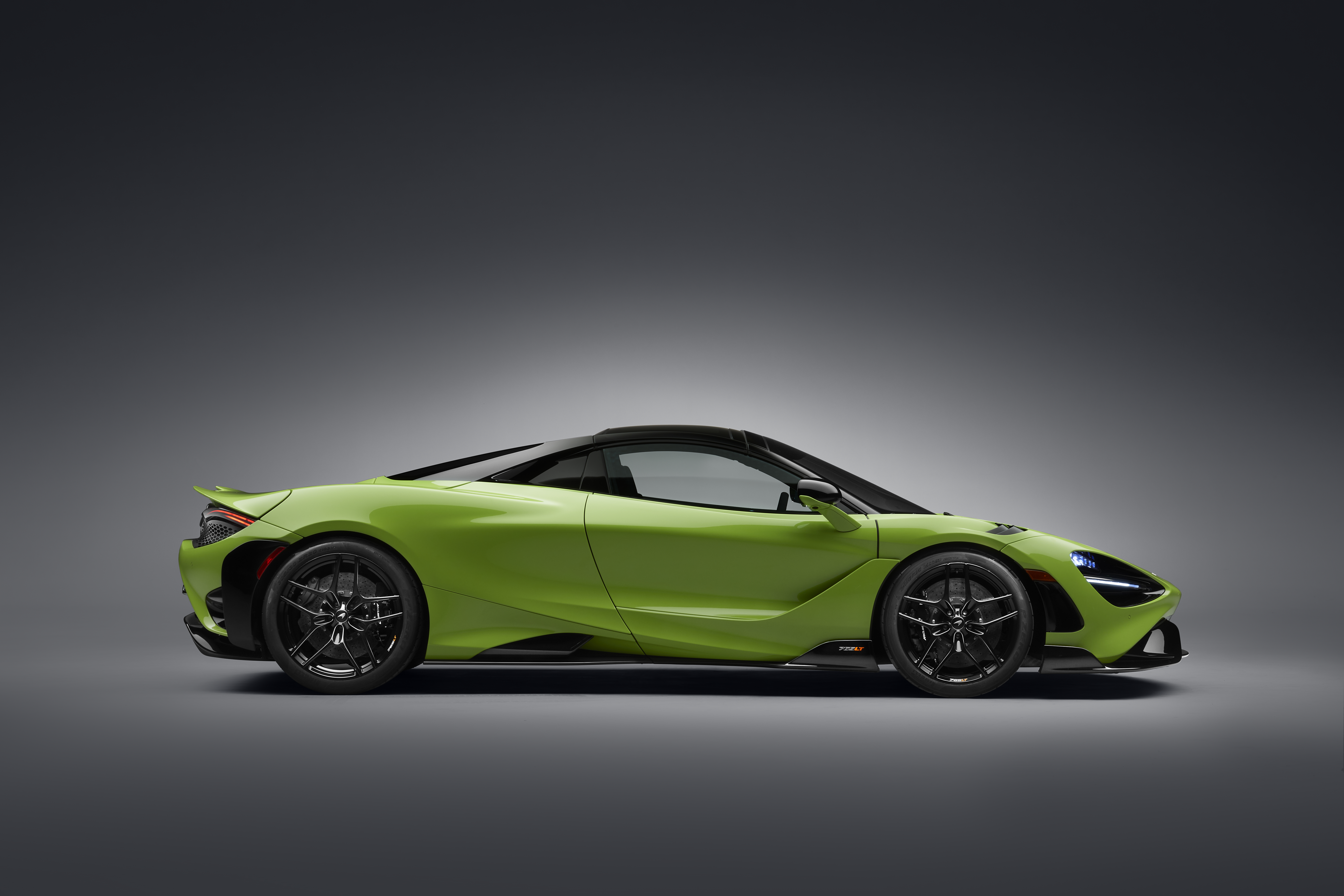 Green McLaren 765LT Spider Supercar HD Wallpaper