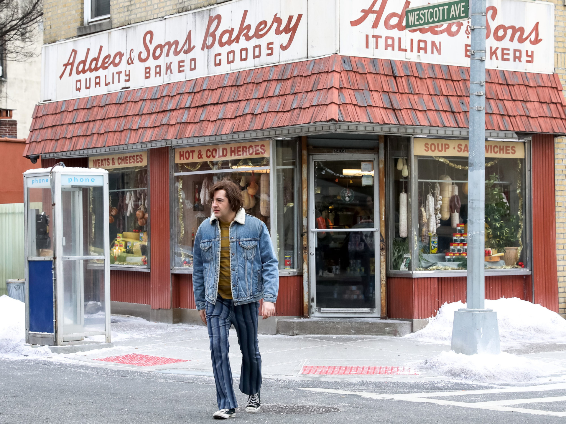 Michael Gandolfini at Addeo & Sons Bakery, Many Saints Of Newark HD Wallpaper