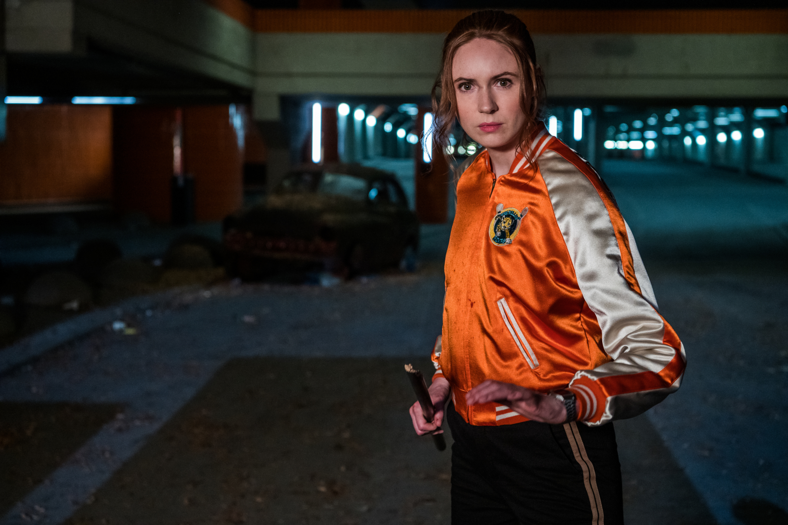 Karen Gillan in orange jacket, Gunpowder Milkshake HD Wallpaper