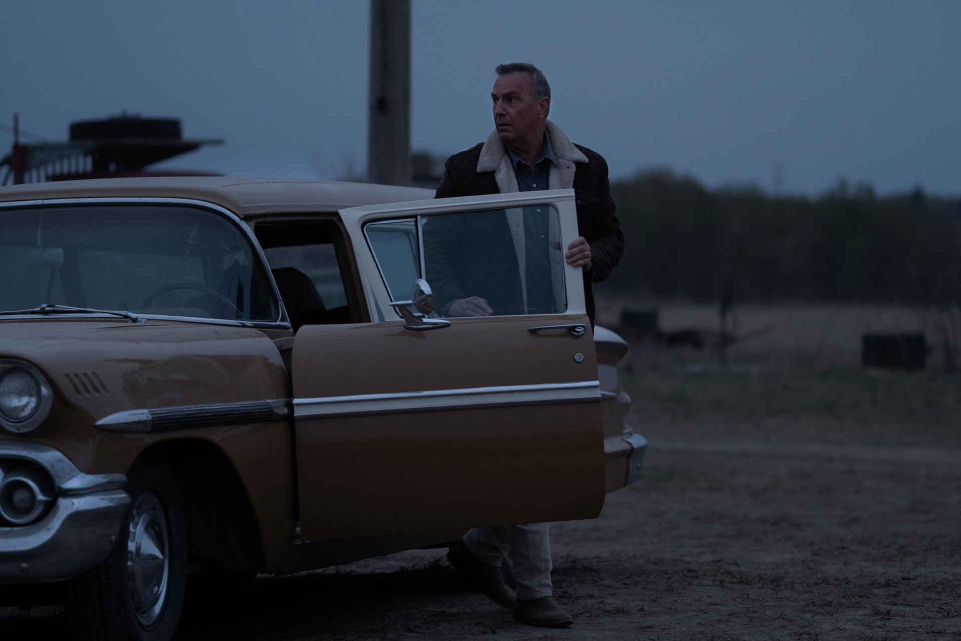 Kevin Costner cautiously exits car in Let Him Go HD Wallpaper