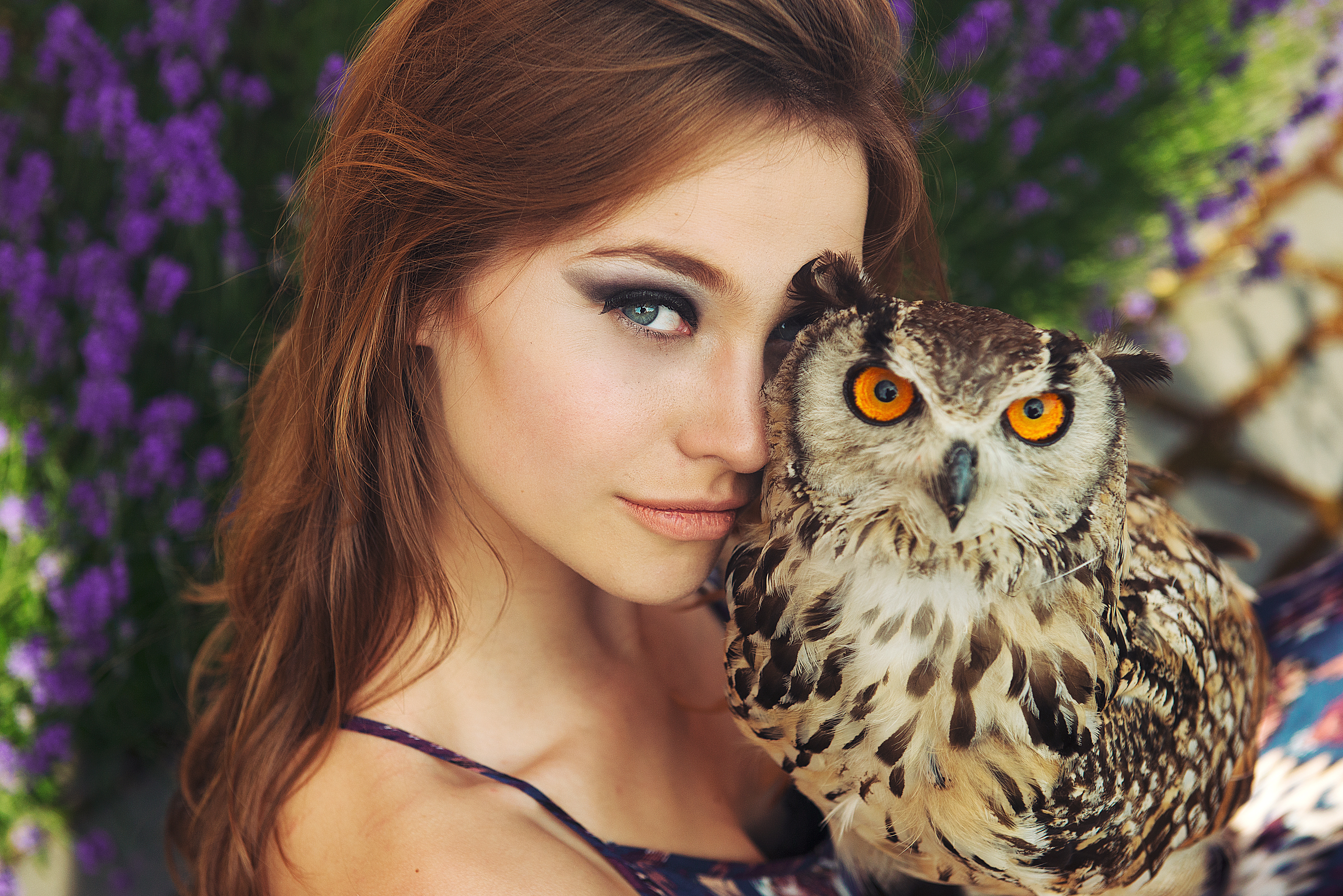 Redhead Model with Owl in Nature 4K HD Wallpaper