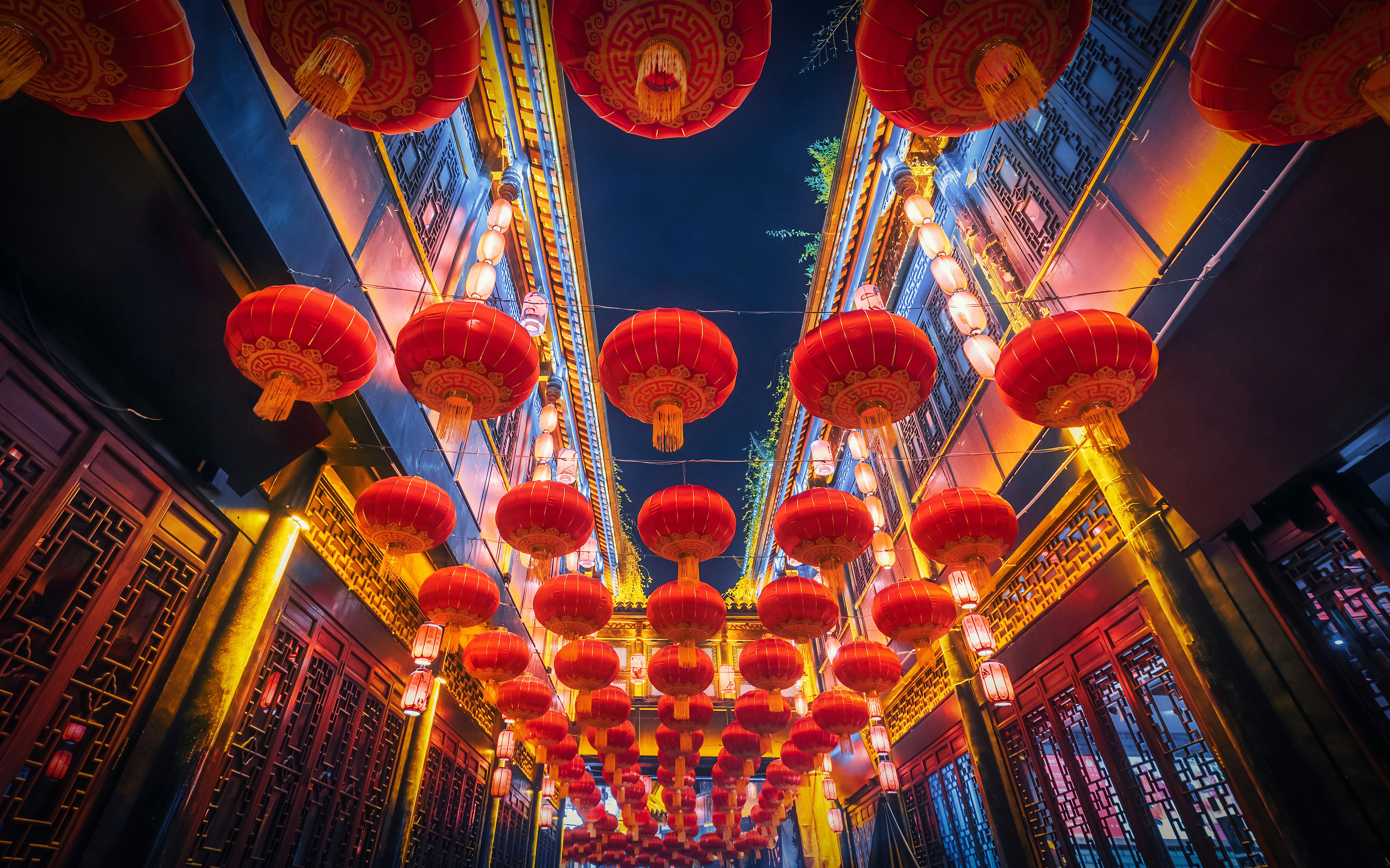 Red Lanterns Adorn a Festive Chinese Street at Night HD Wallpaper