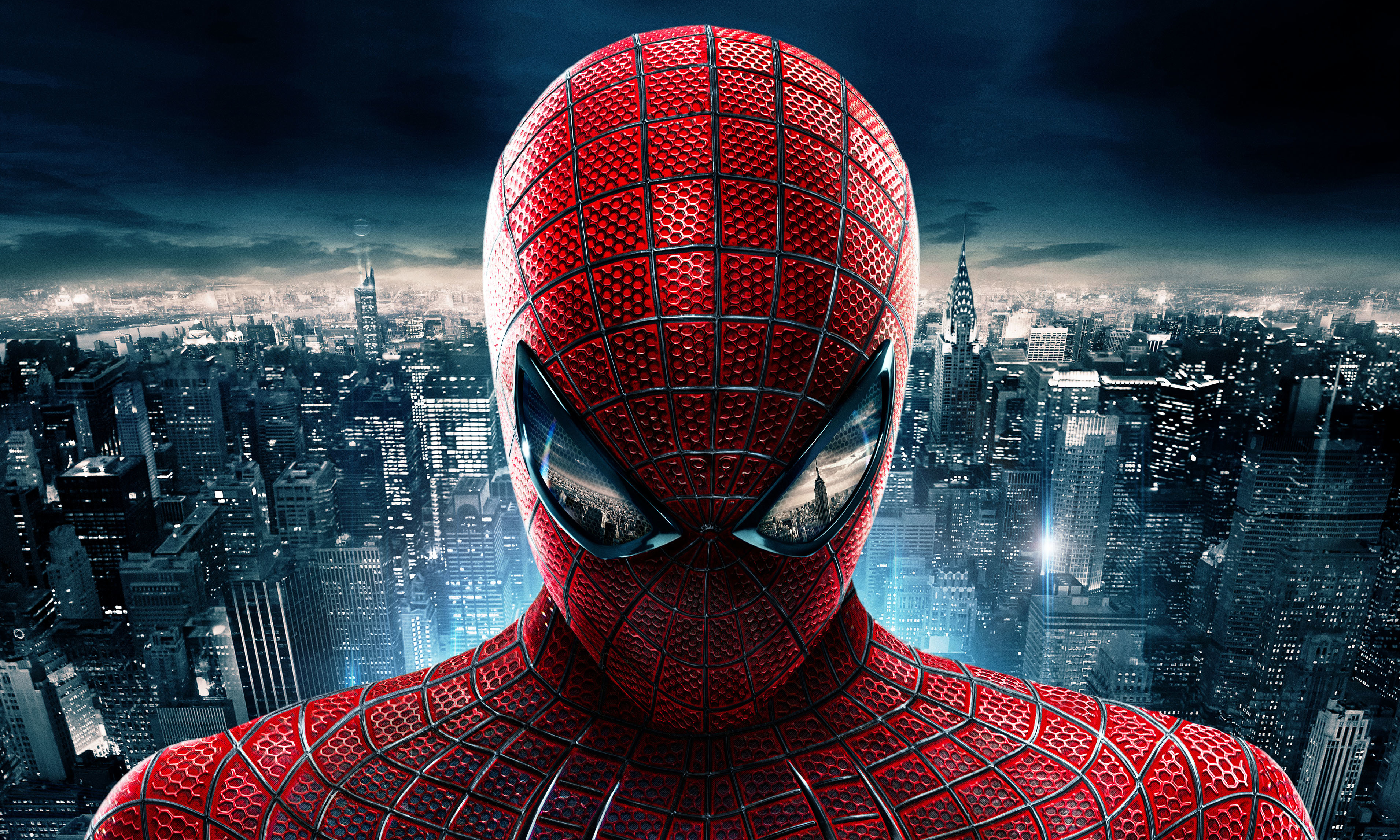 The Amazing Spider-Man overlooking a dark city HD Wallpaper