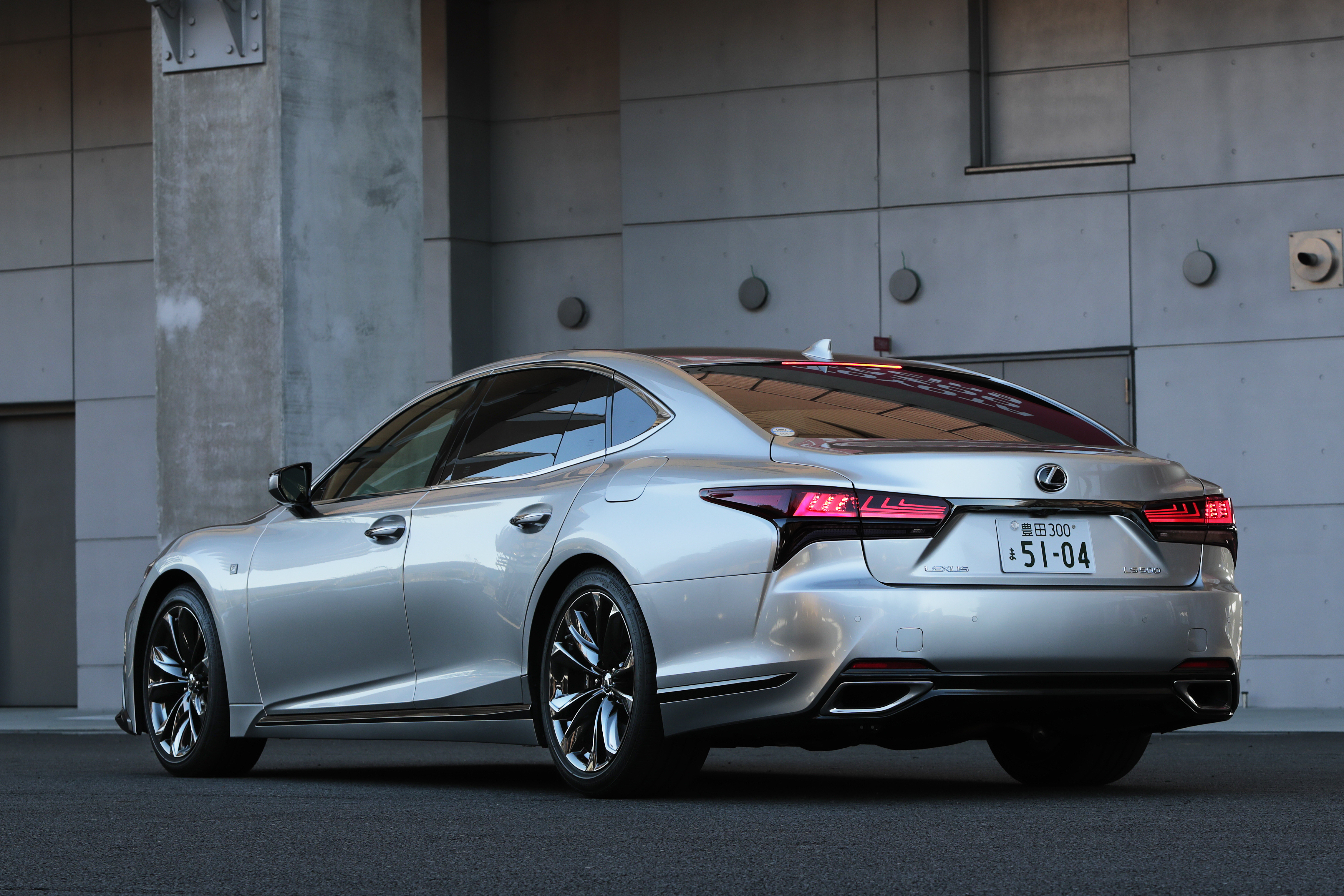 Silver Lexus LS 500 F SPORT rear view HD Wallpaper