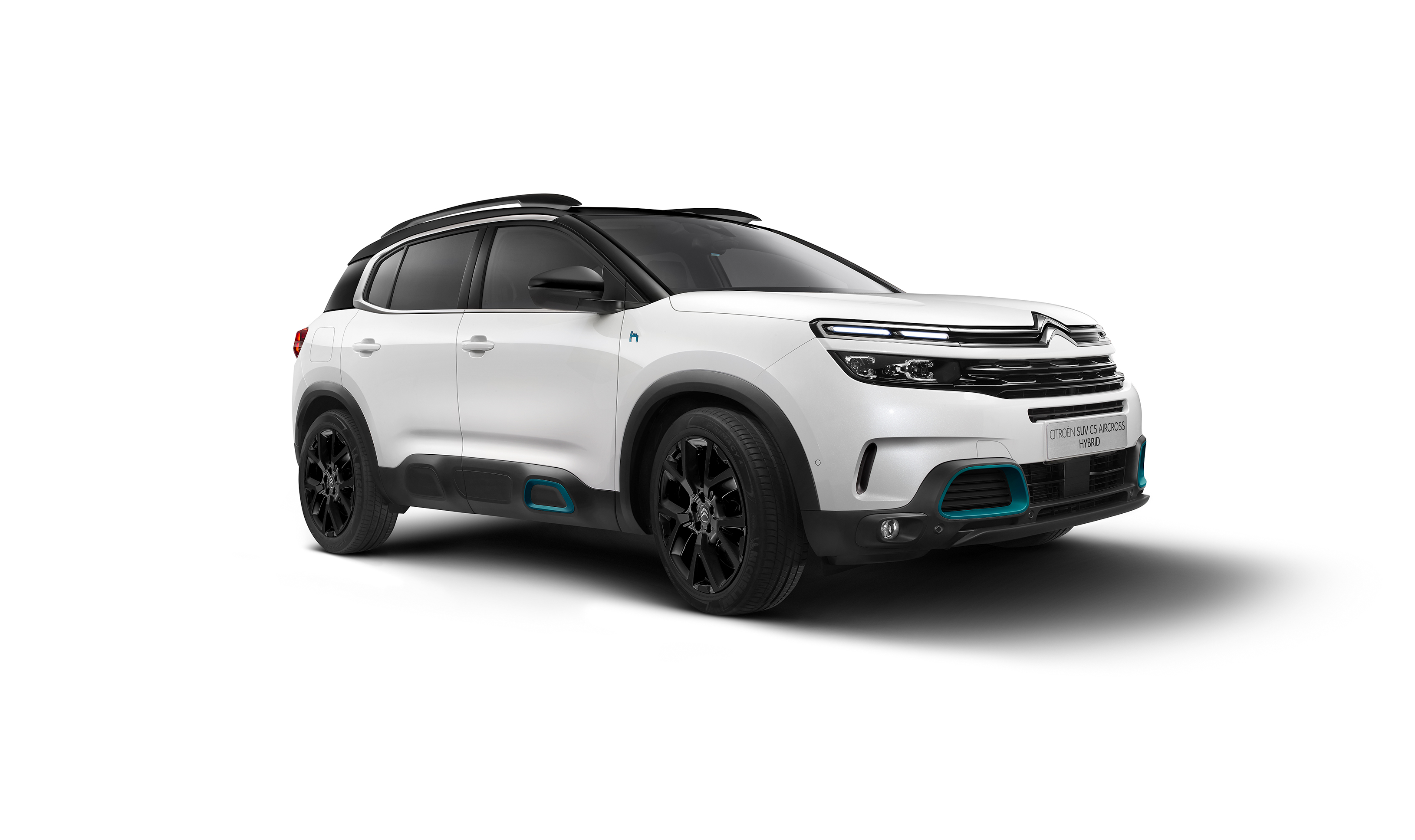 White Citroën C5 Aircross SUV Hybrid HD Wallpaper