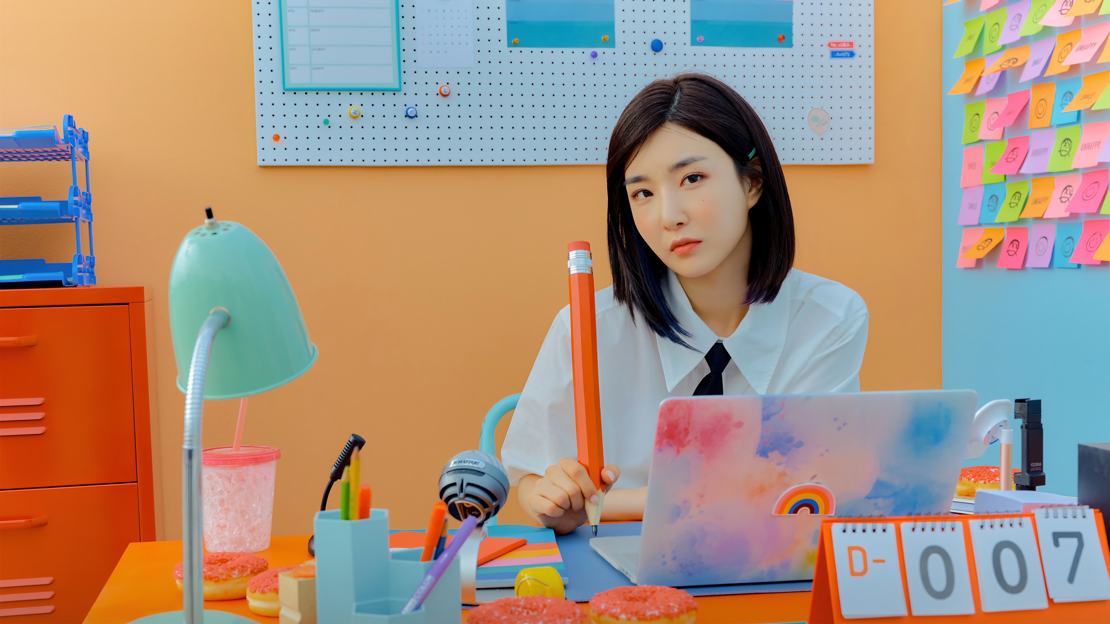 Yuna from Brave Girls holding a large pencil HD Wallpaper