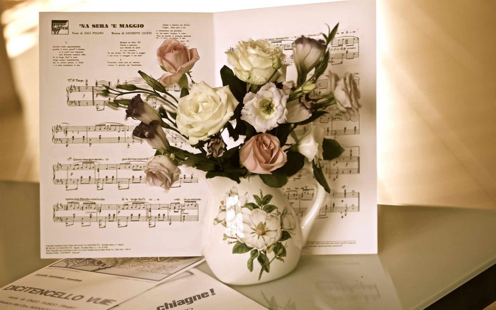 Still life of roses on sheet music HD Wallpaper