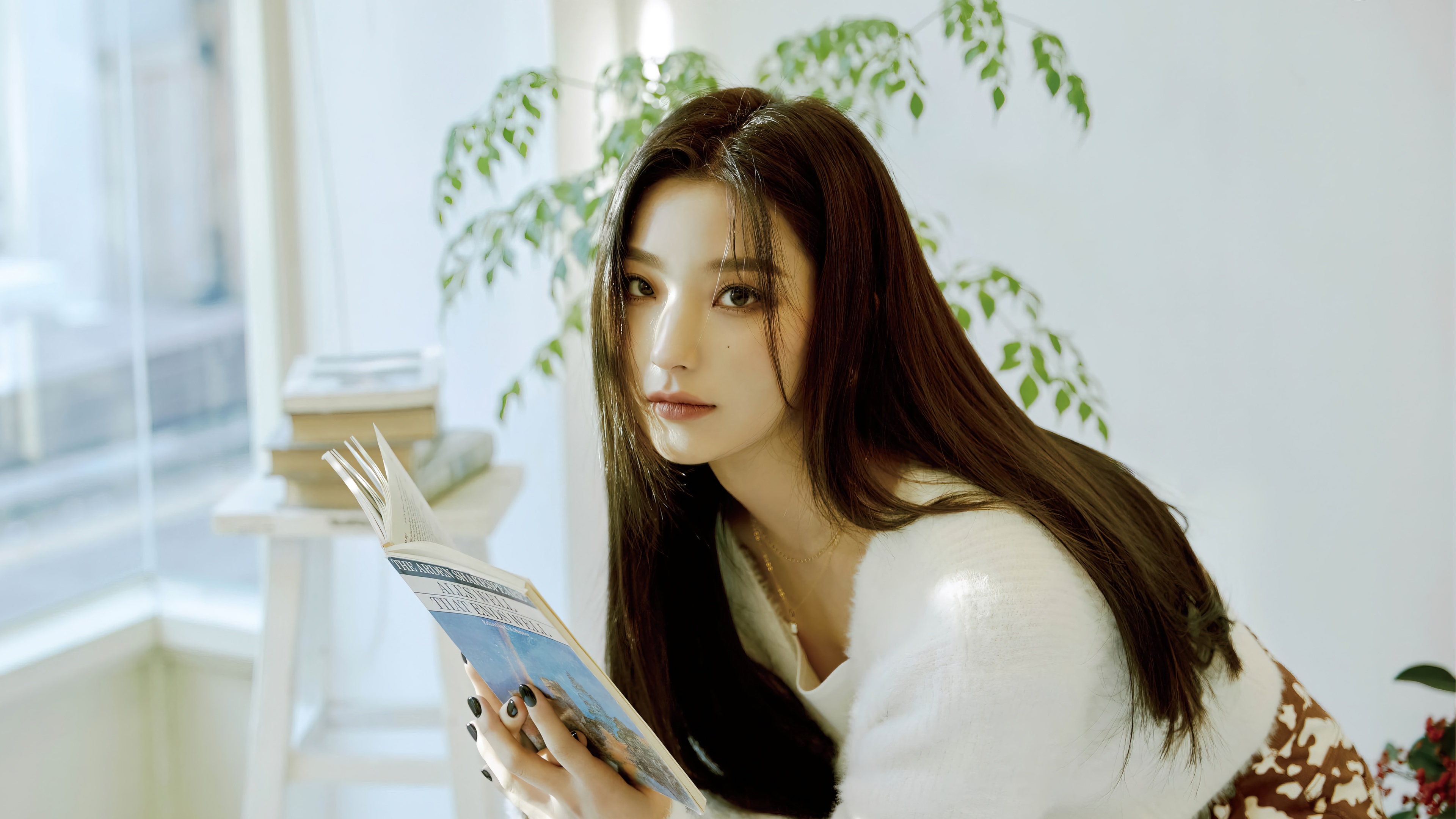 Saerom fromis_9 9 way ticket 4K HD Wallpaper