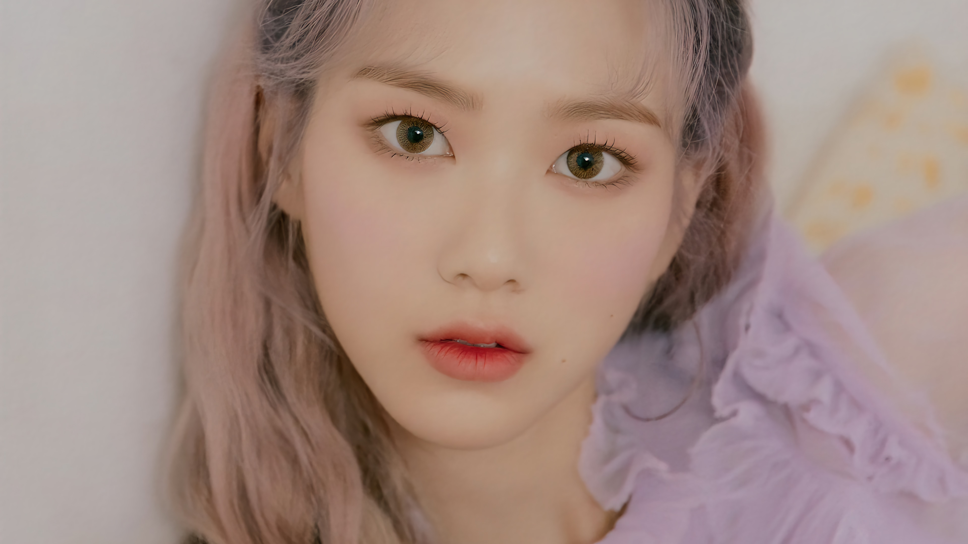 Jiho from Oh My Girl HD Wallpaper