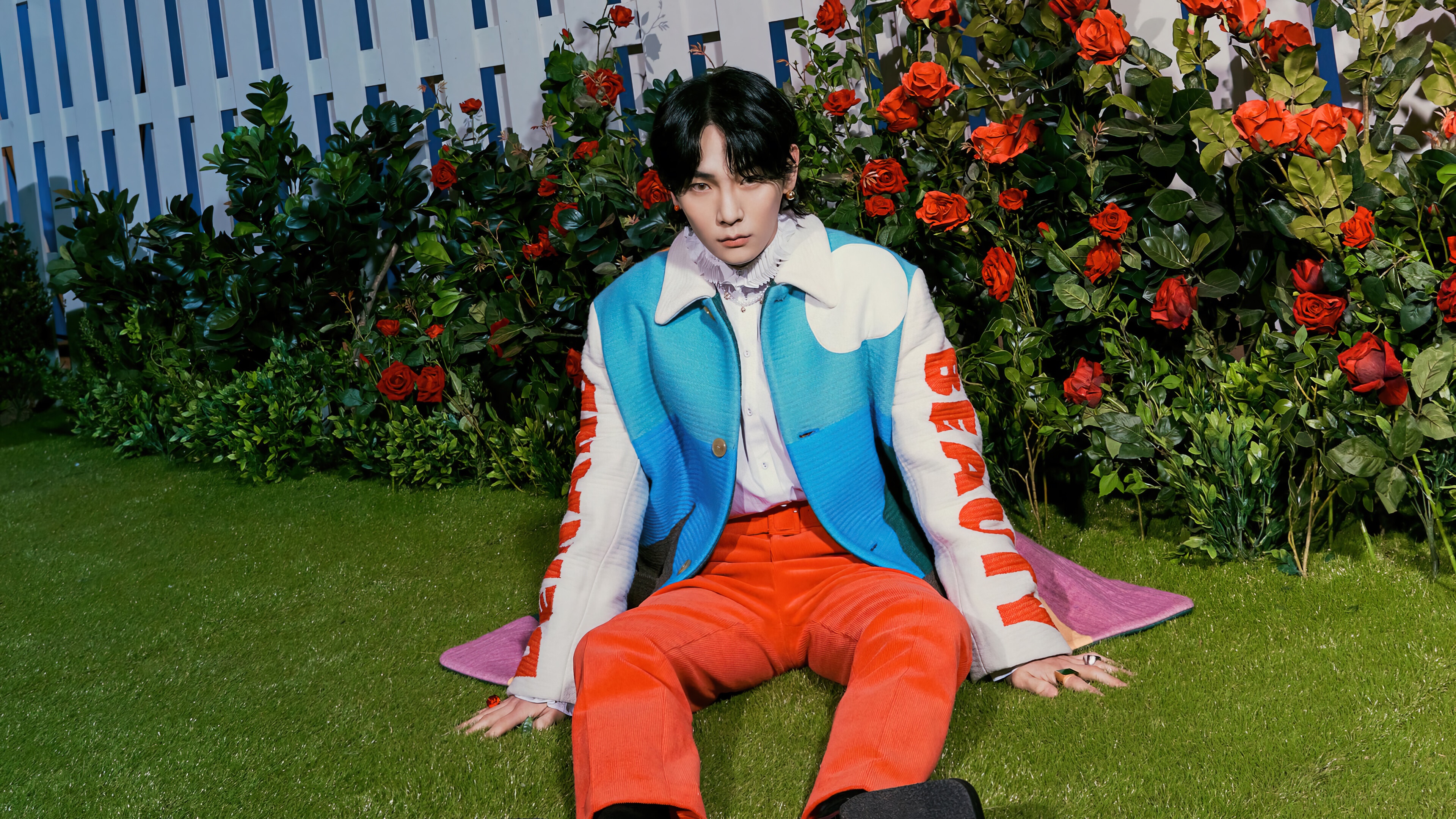 Key from SHINee in Dont Call Me concept HD Wallpaper