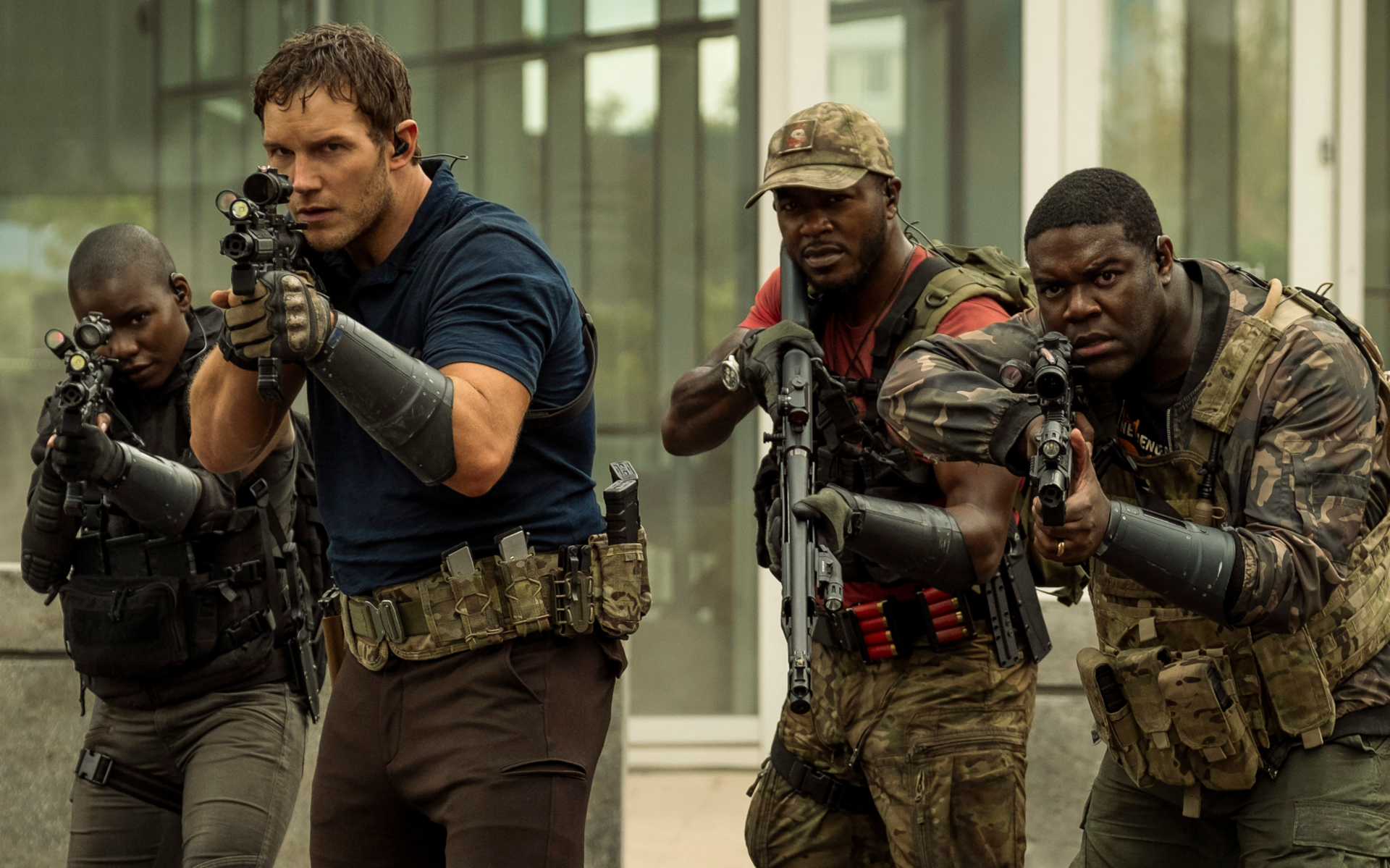 The Tomorrow War Chris Pratt and Sam Richardson HD Wallpaper