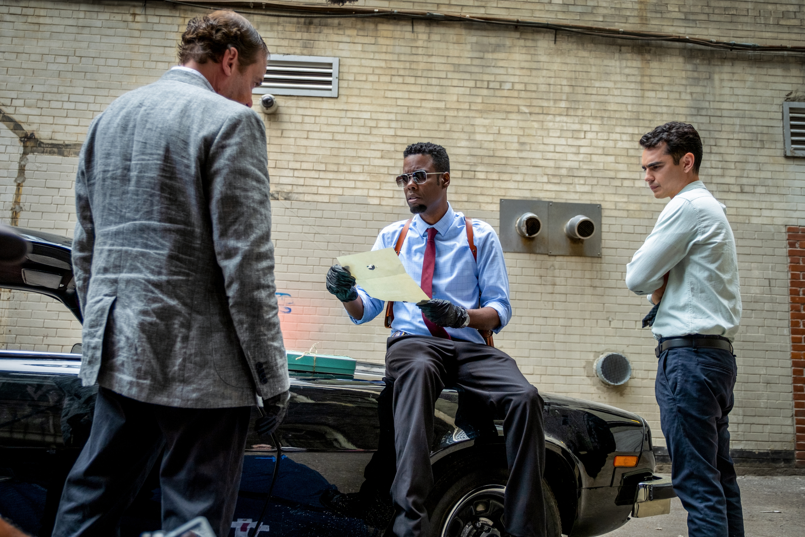 Chris Rock and Max Minghella in a scene HD Wallpaper
