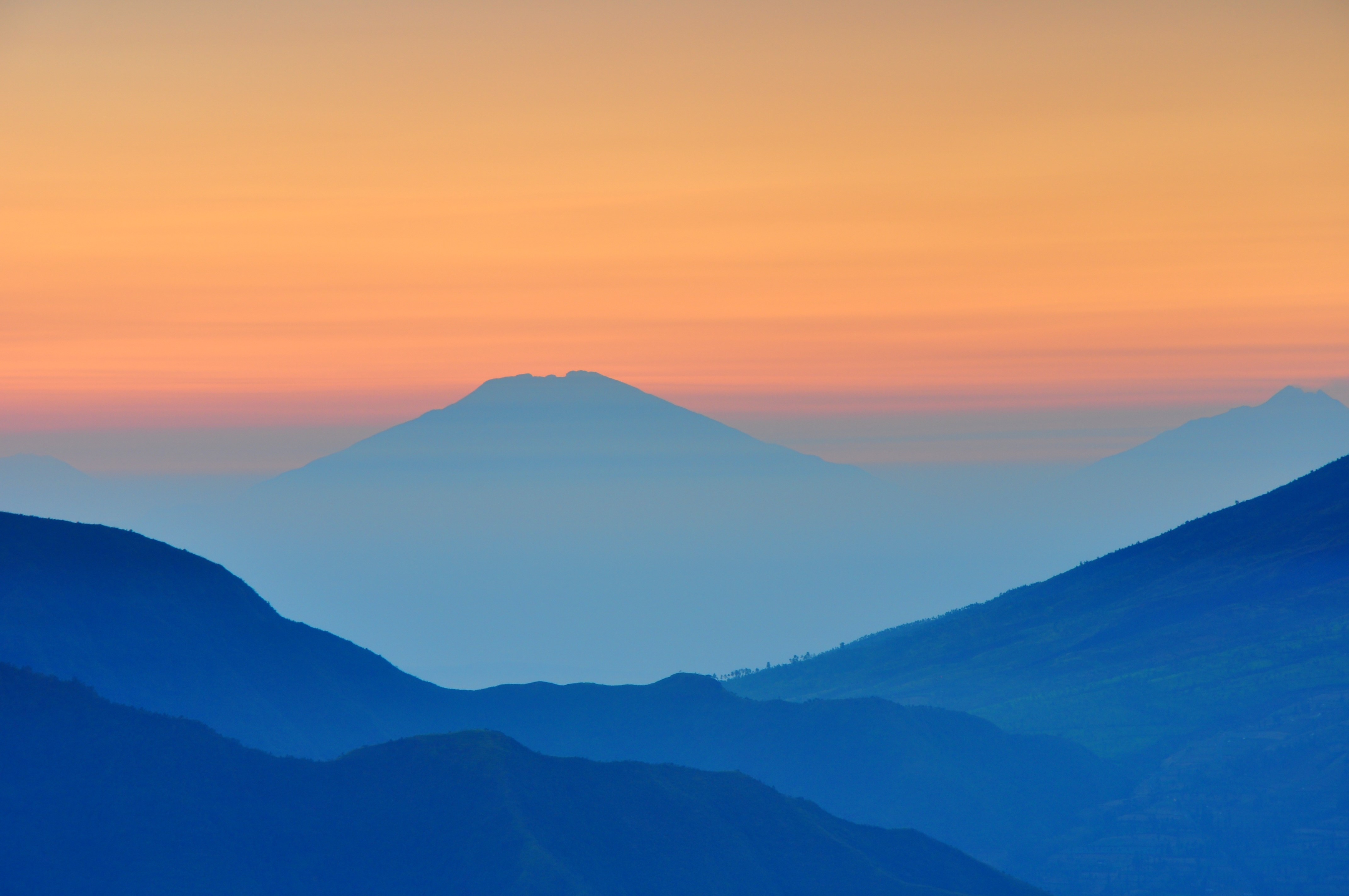 Mountain landscape at sunset HD Wallpaper
