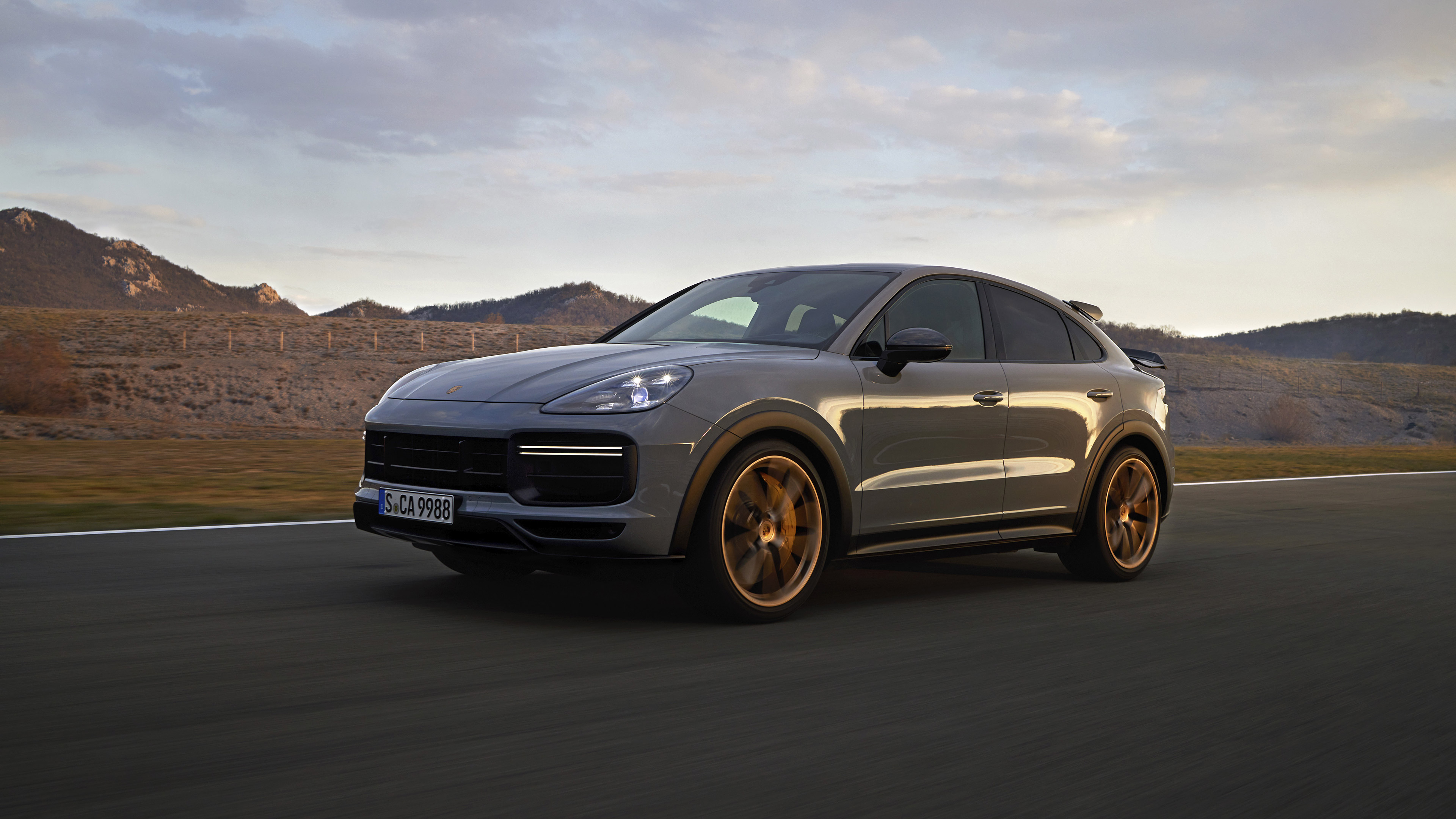 2022 Porsche Cayenne Turbo GT Coupe HD Wallpaper