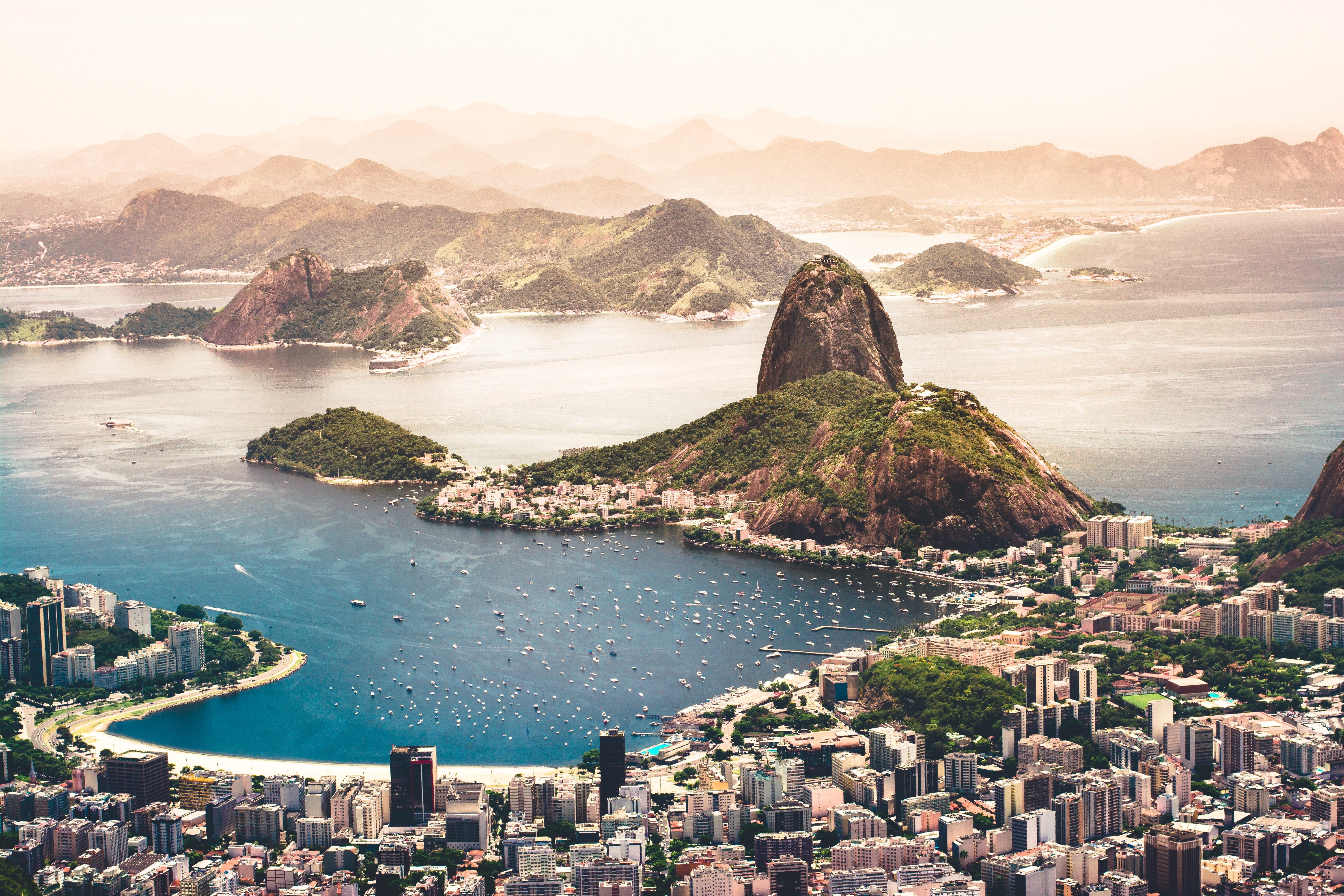 4K Rio de Janeiro city and coast with Sugarloaf Mountain HD Wallpaper