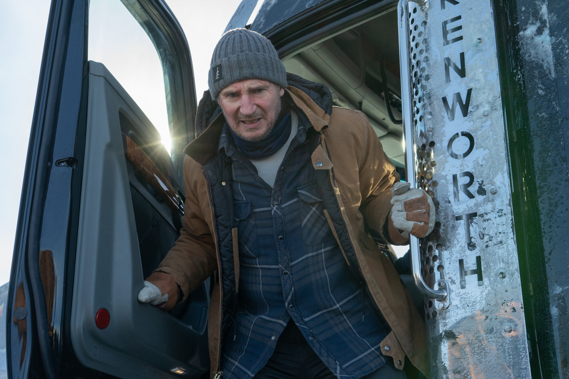 Liam Neeson in The Ice Road HD Wallpaper
