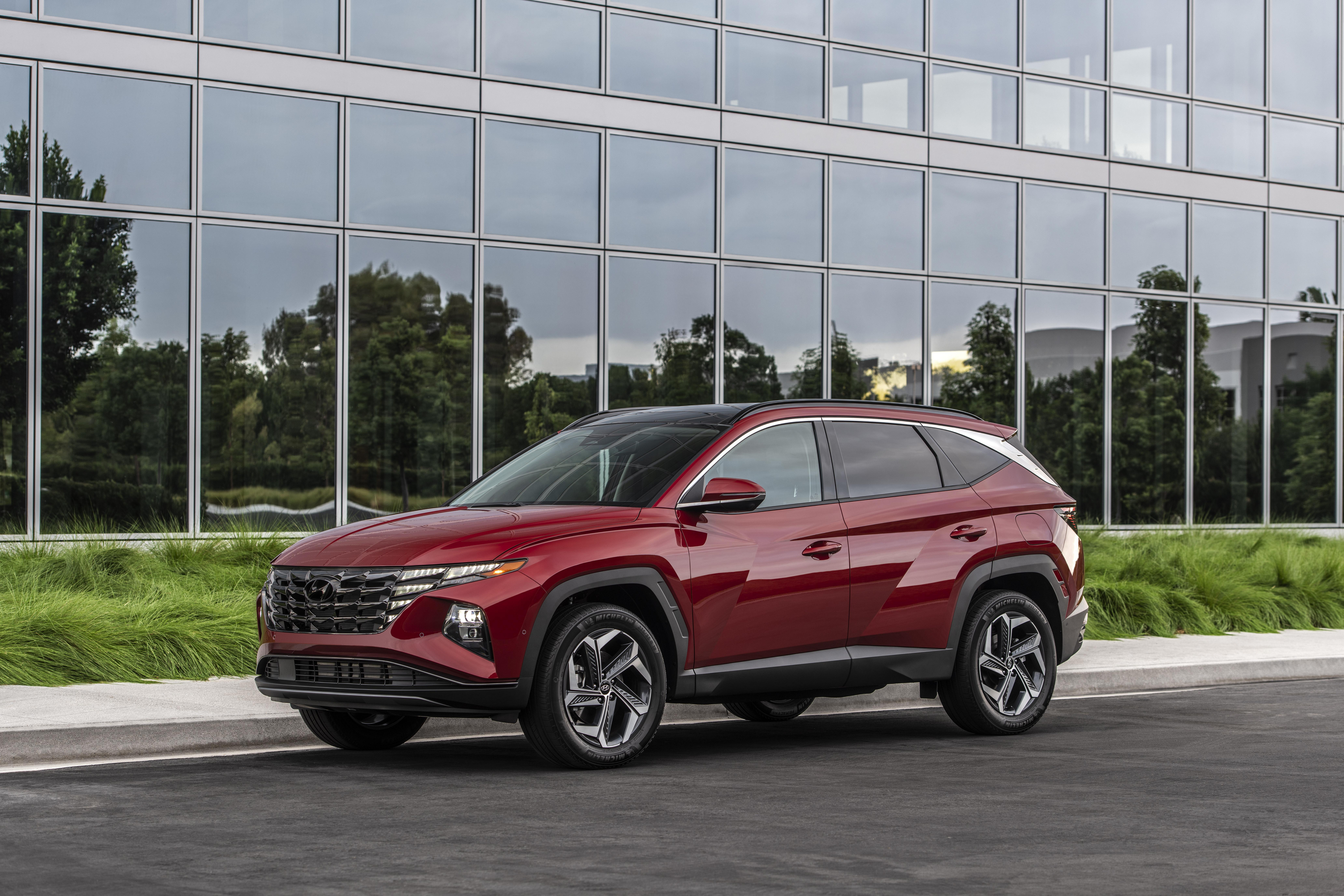 Red Hyundai Tucson SUV HD Wallpaper