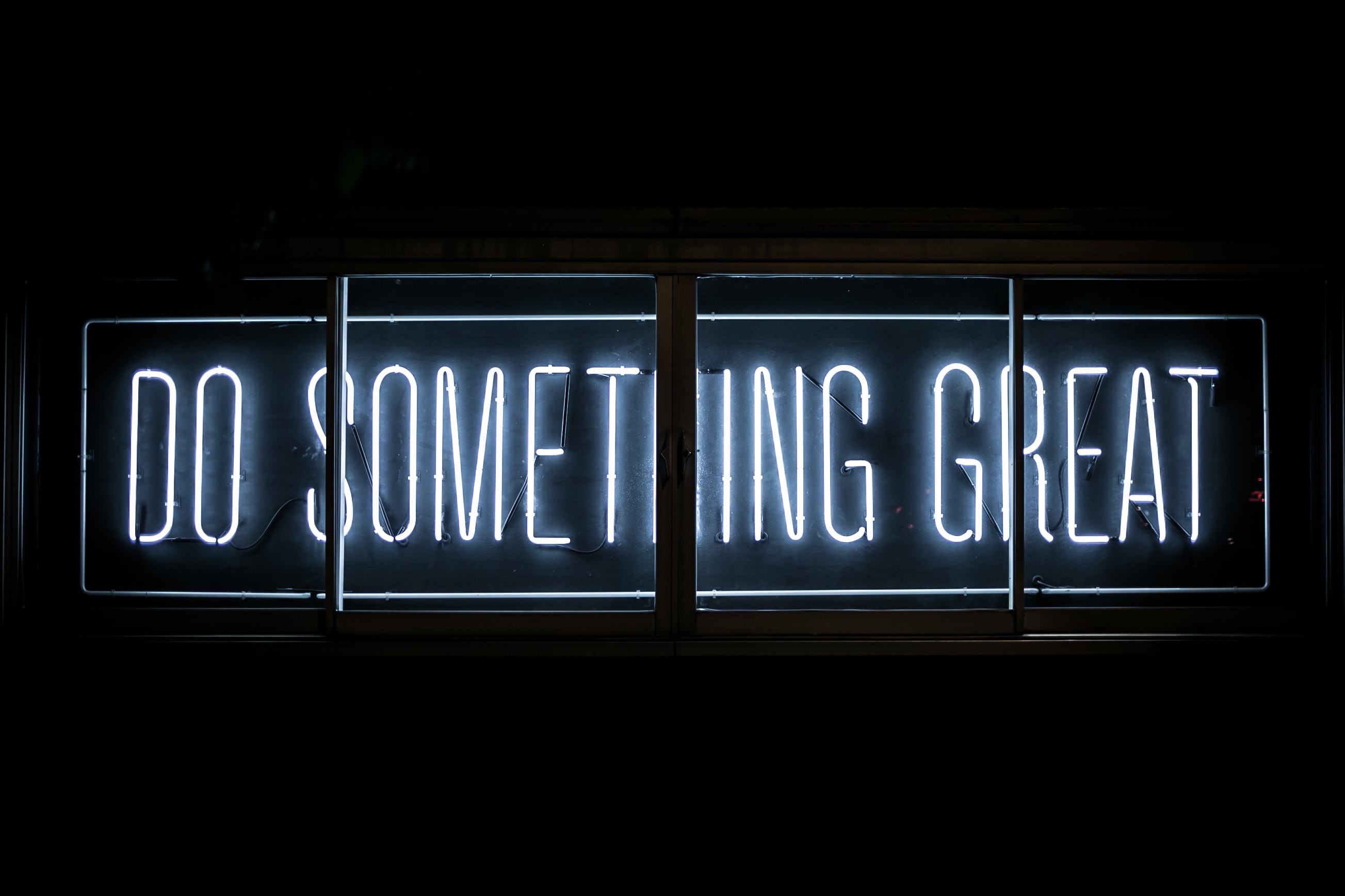 Do Something Great Neon Sign HD Wallpaper