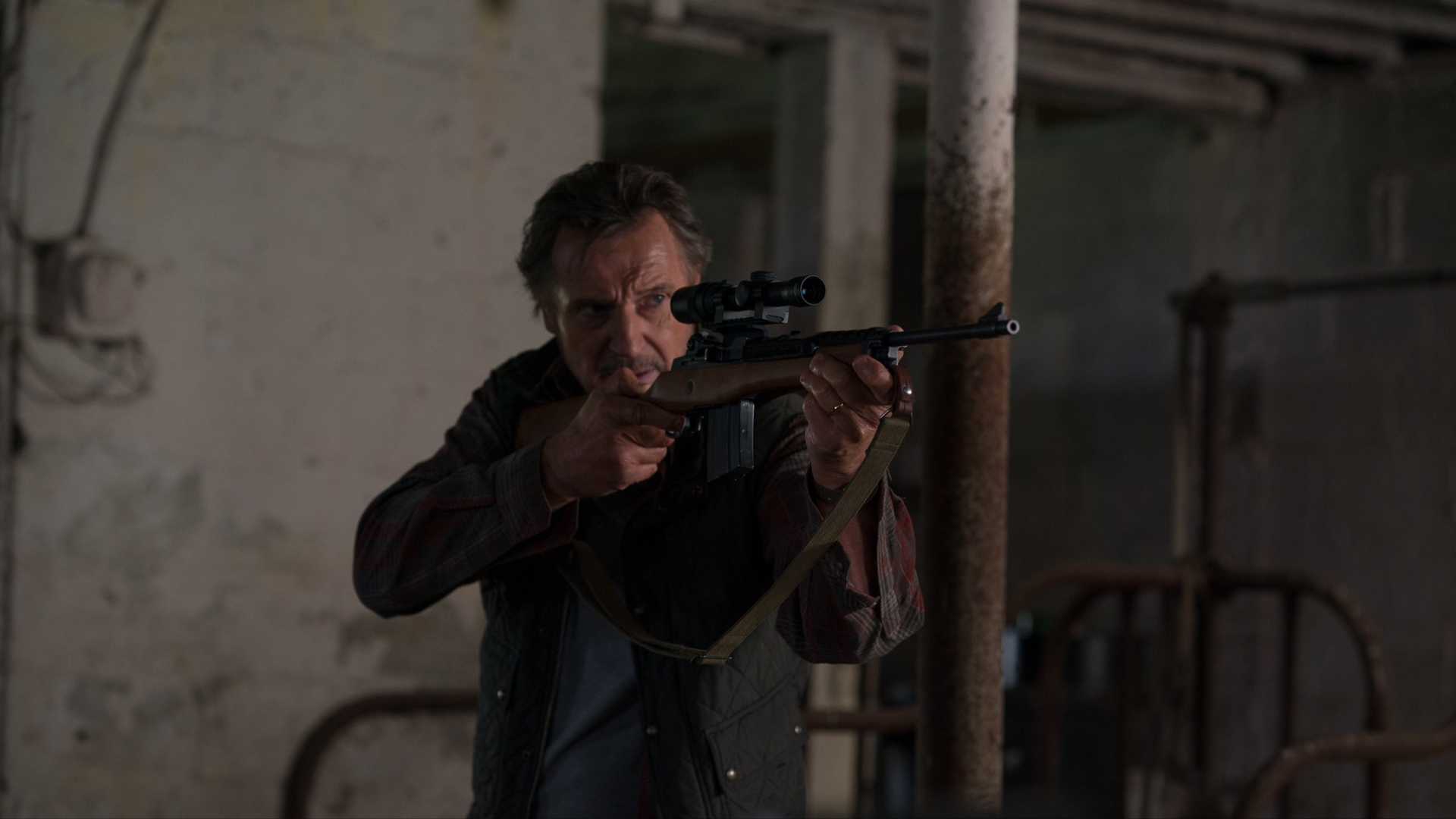 Liam Neeson in The Marksman HD Wallpaper
