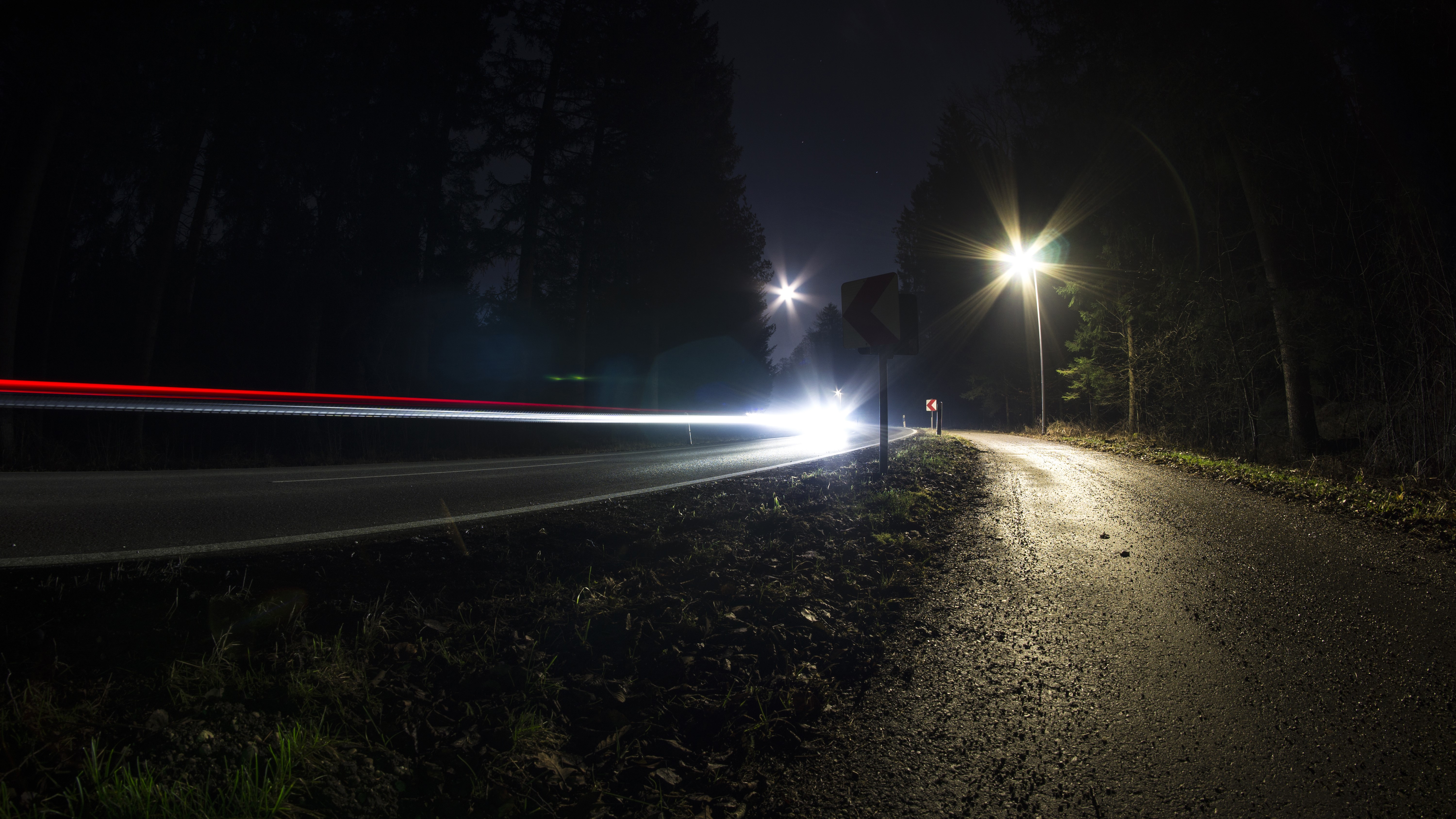 4K, street, stars, lights, long exposure, road, lens flare, nature, night, trees HD Wallpaper