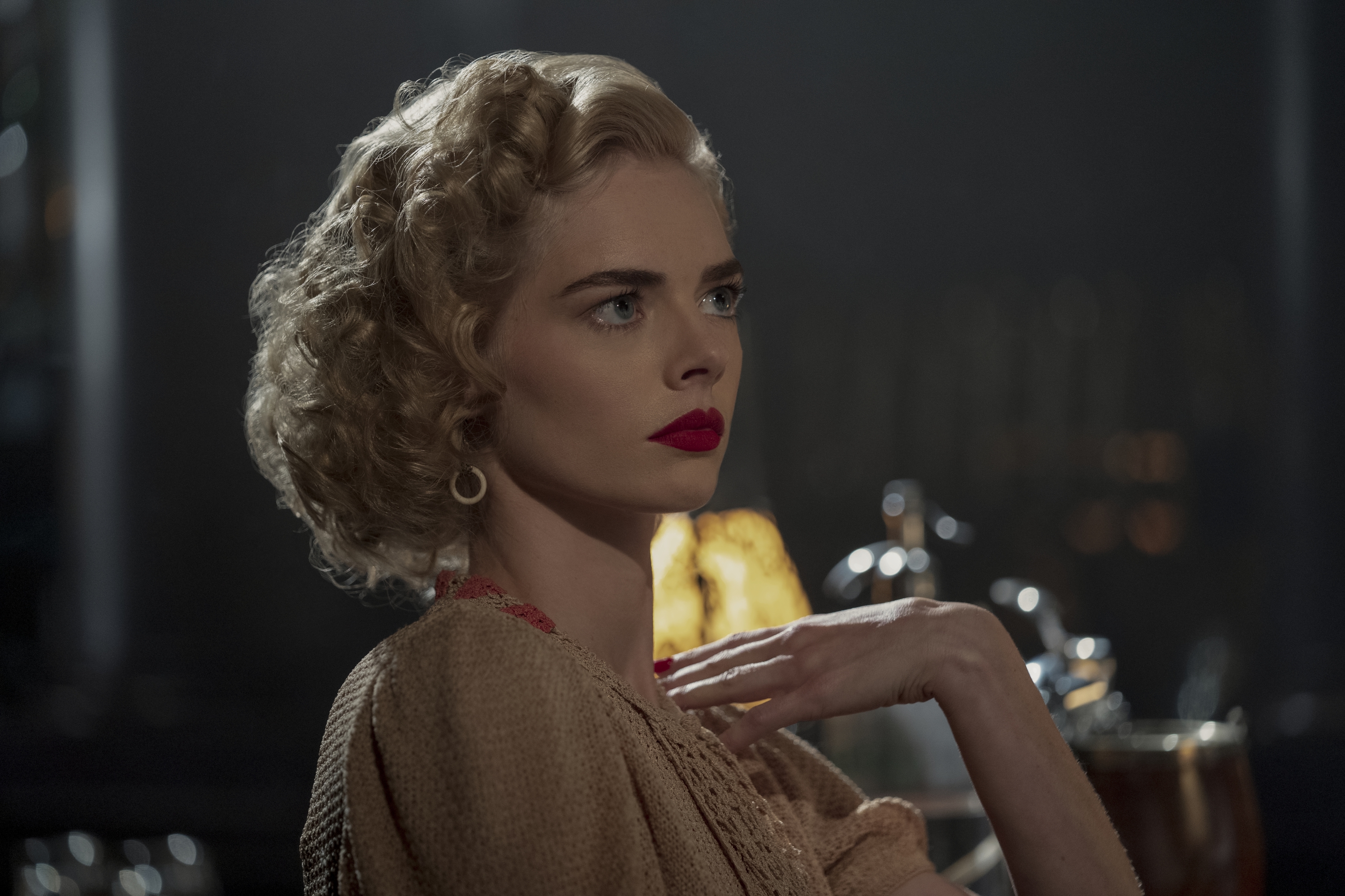 Samara Weaving as Claire Wood HD Wallpaper