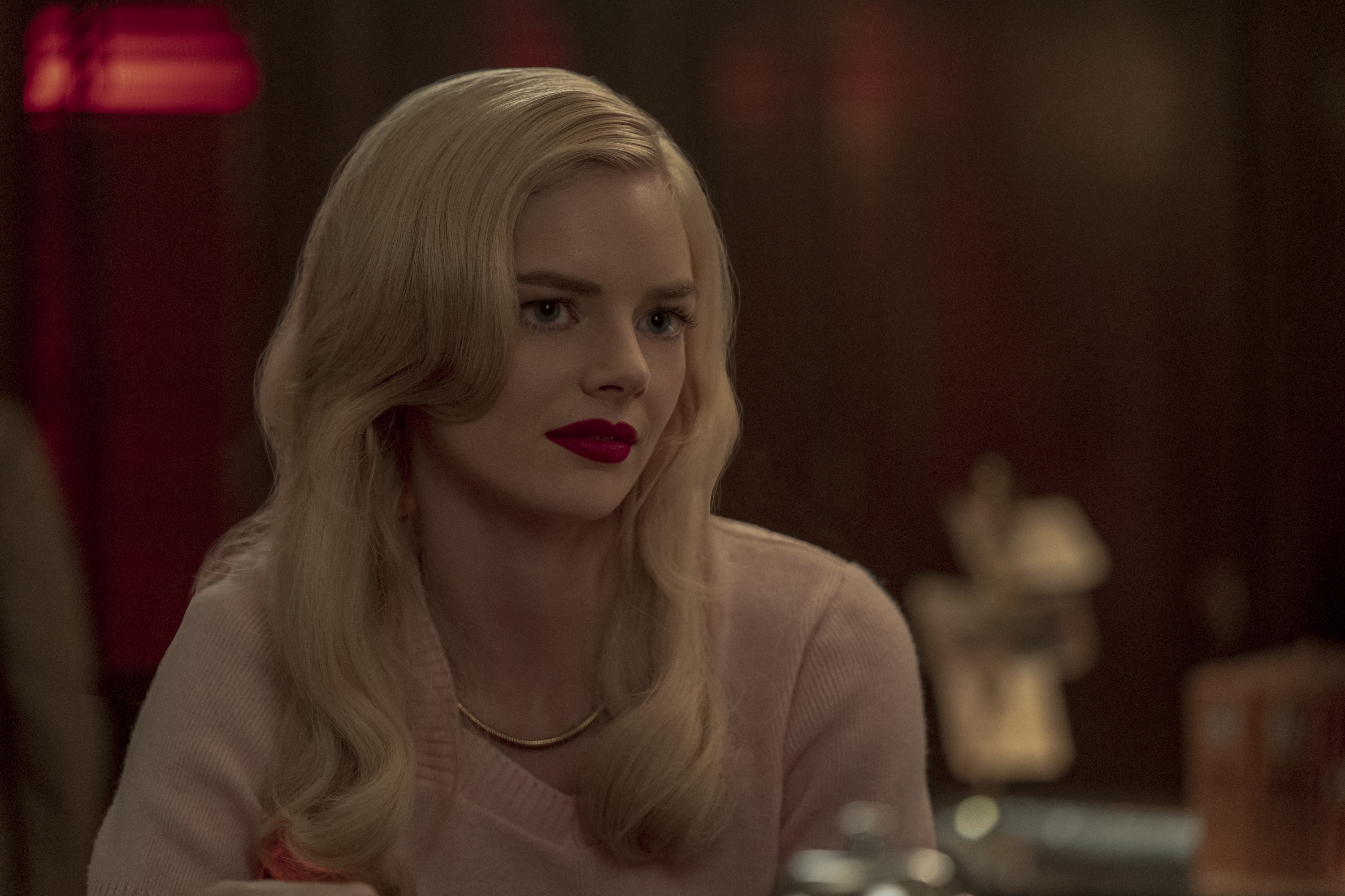 Samara Weaving as Claire Wood HD Wallpaper