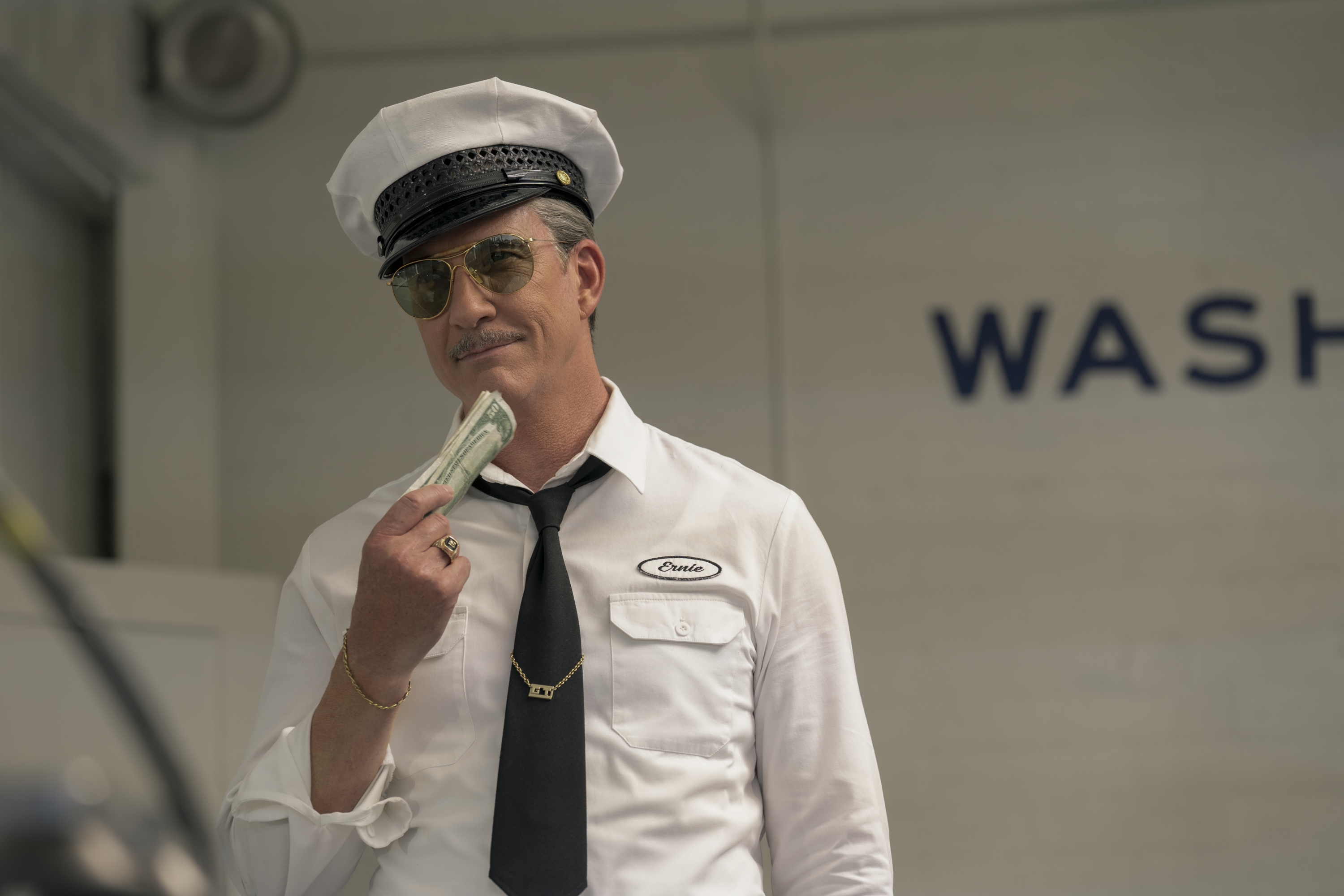 Dylan McDermott as Ernie West HD Wallpaper