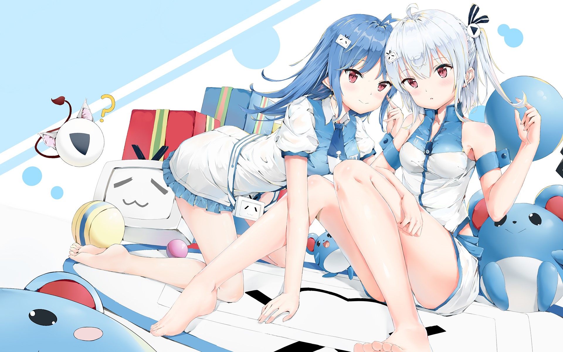 silver hair, anime girls, two women, bilibili, thigh-highs, legs, blue hair, 22niang, barefoot, Bilibili Douga, 33niang HD Wallpaper